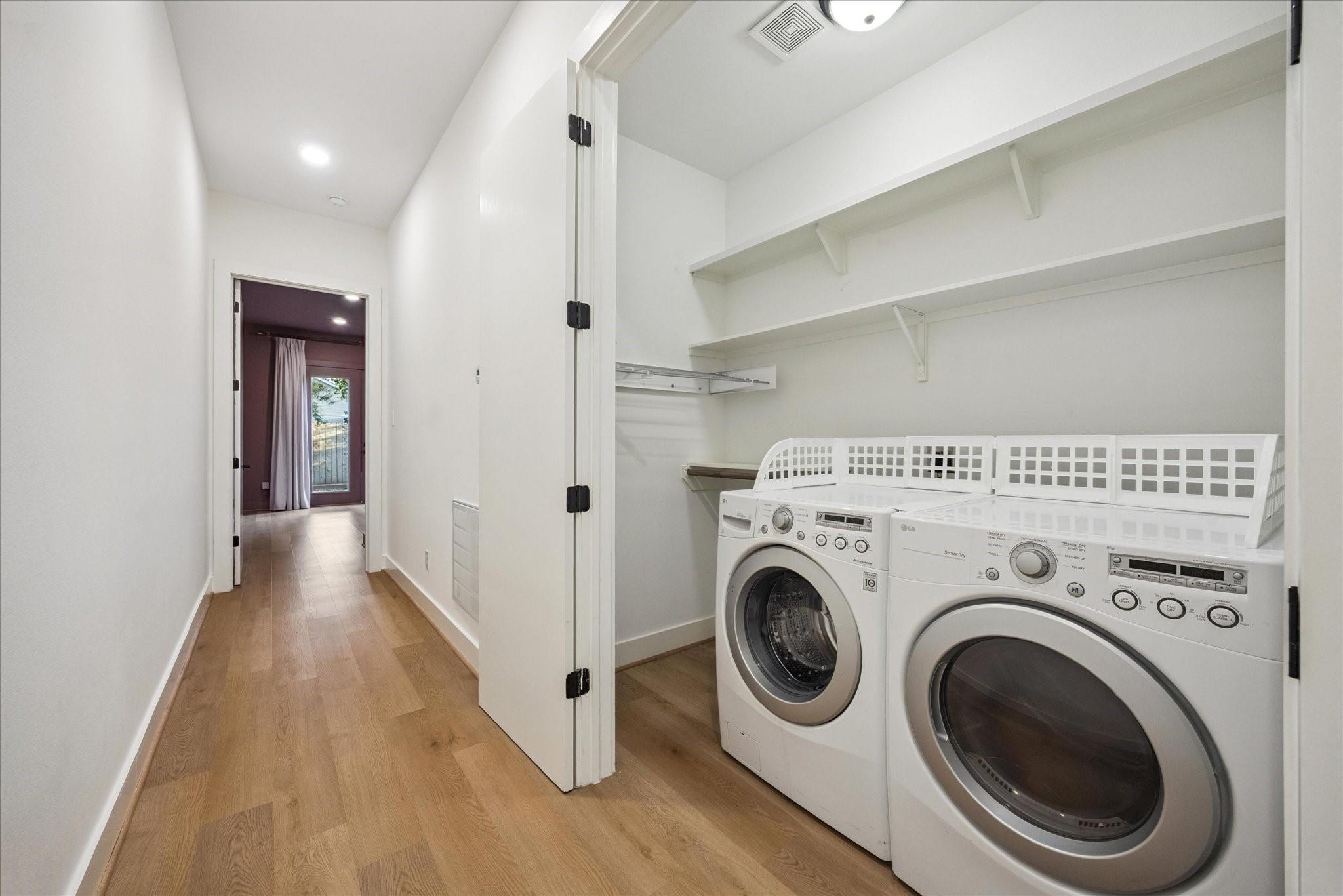 844 E 25th Street