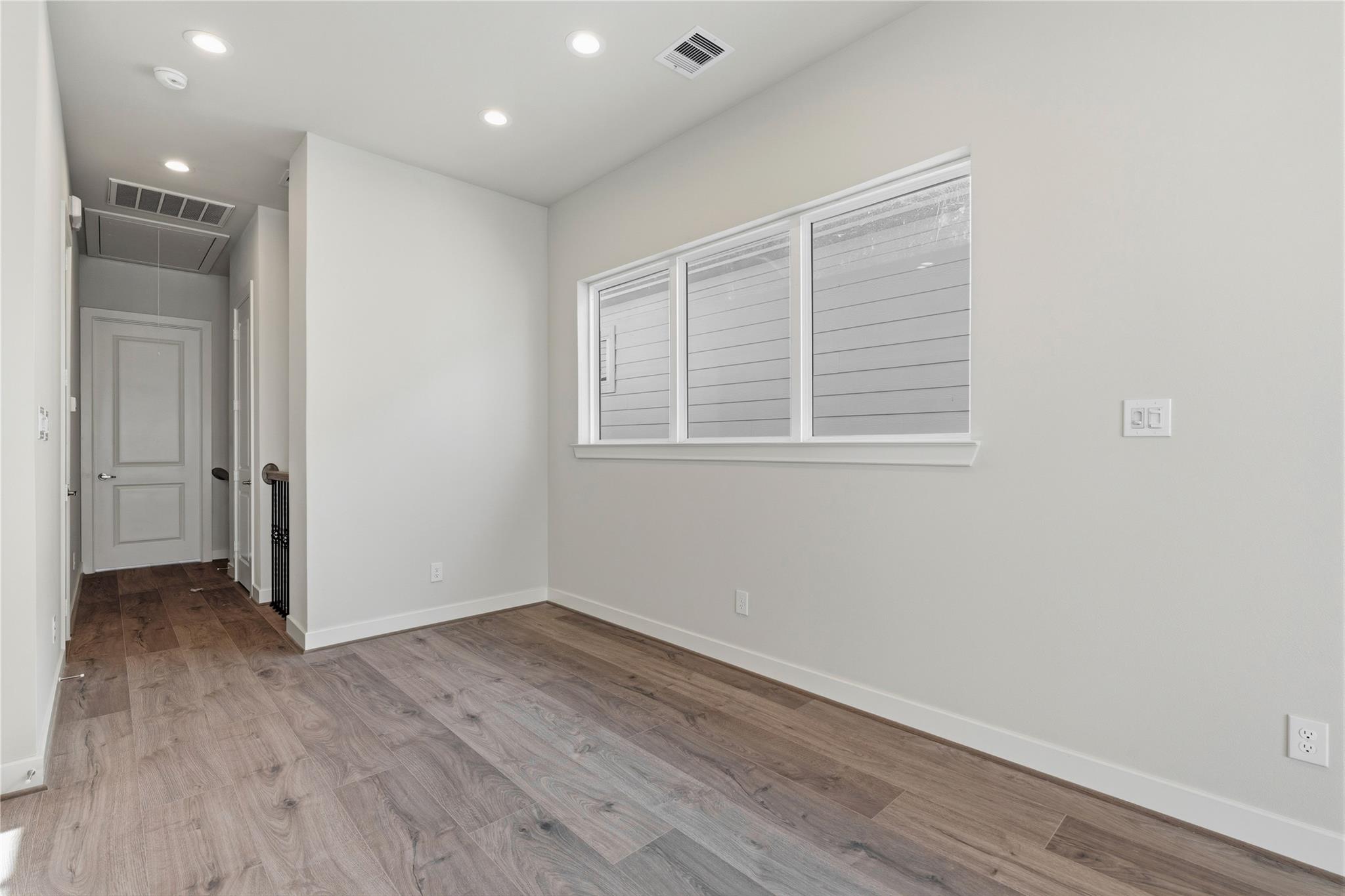 3907 Willowbend Point Drive