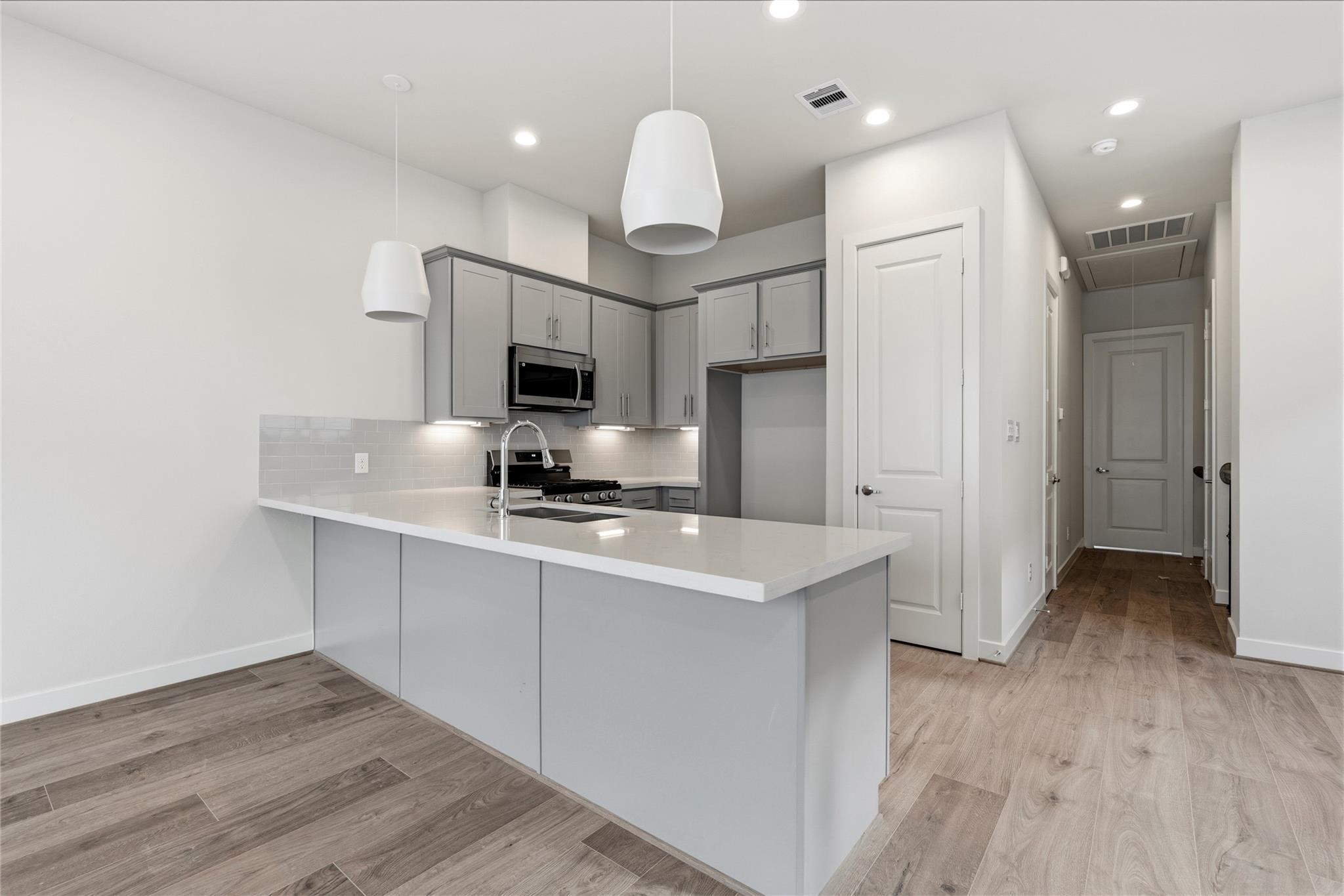 3907 Willowbend Point Drive