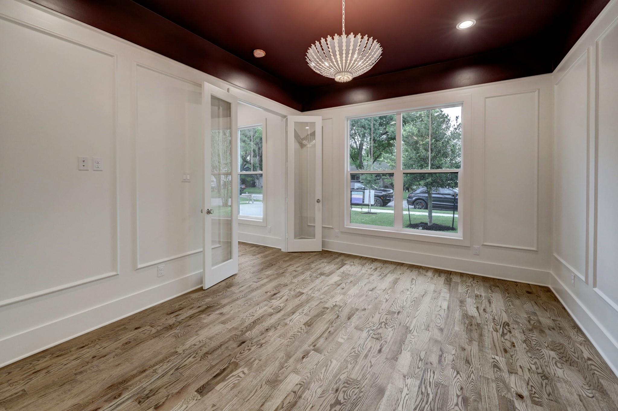 1614 Woodcrest Drive