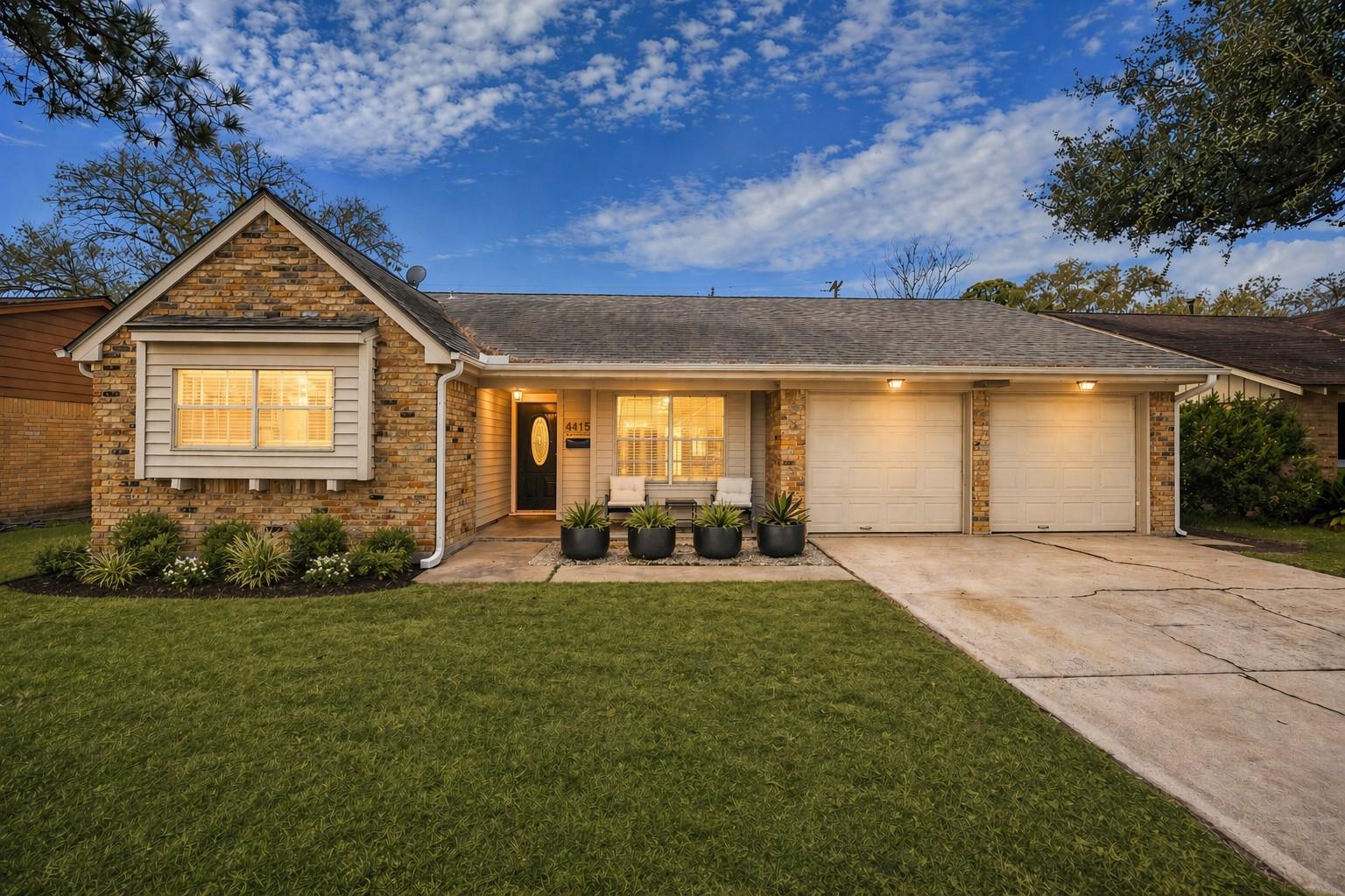 4415 Grass Valley Street