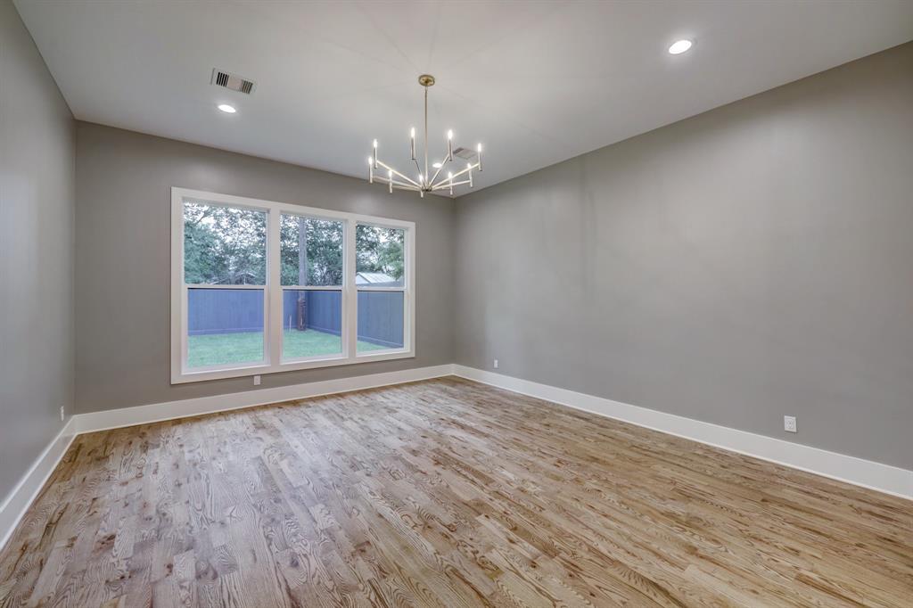 1614 Woodcrest Drive
