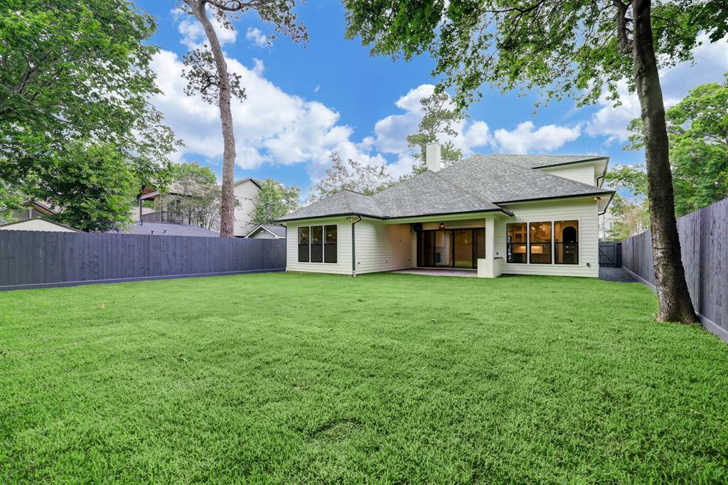 1614 Woodcrest Drive