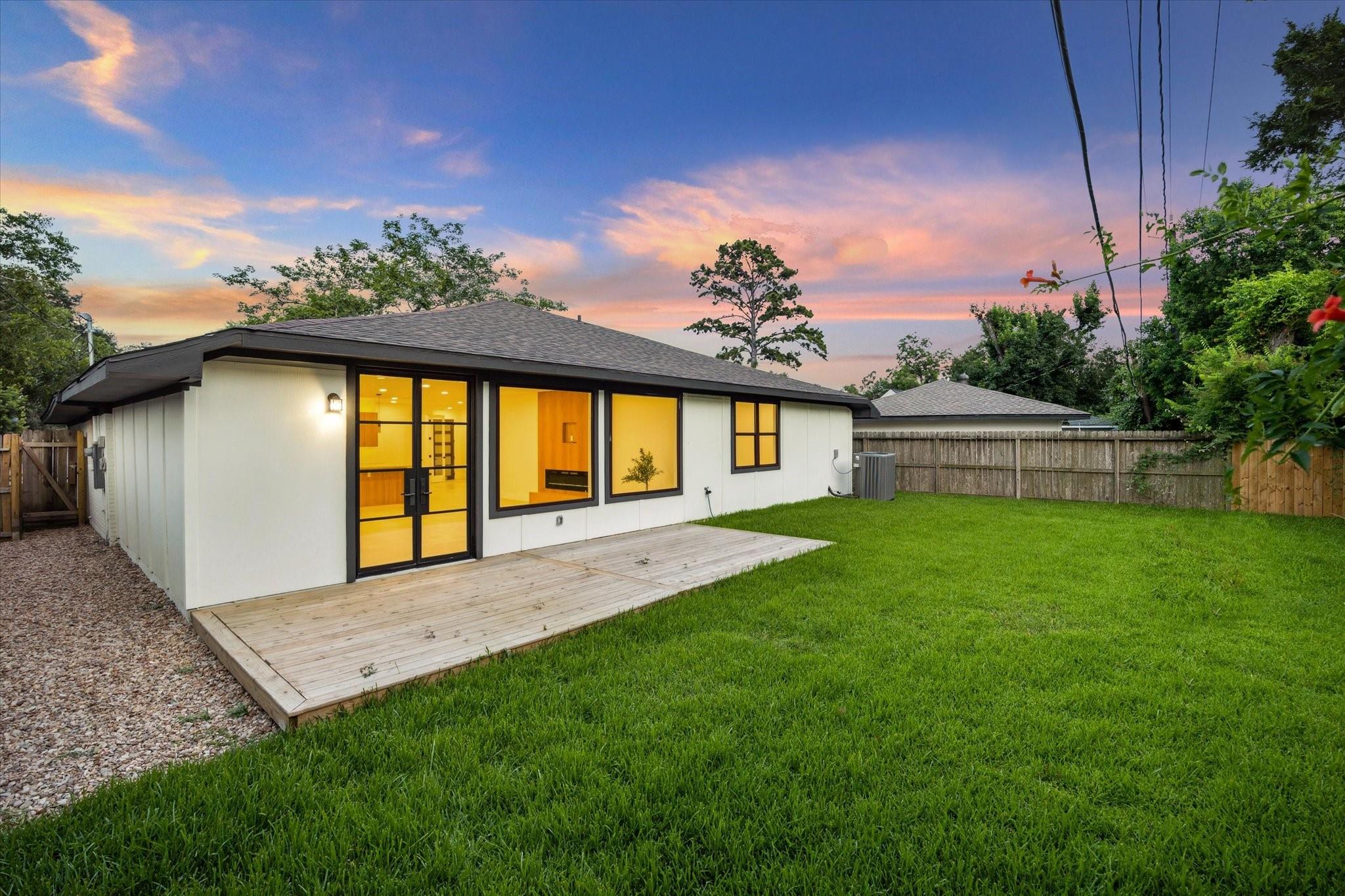 1423 Mapleton Drive
