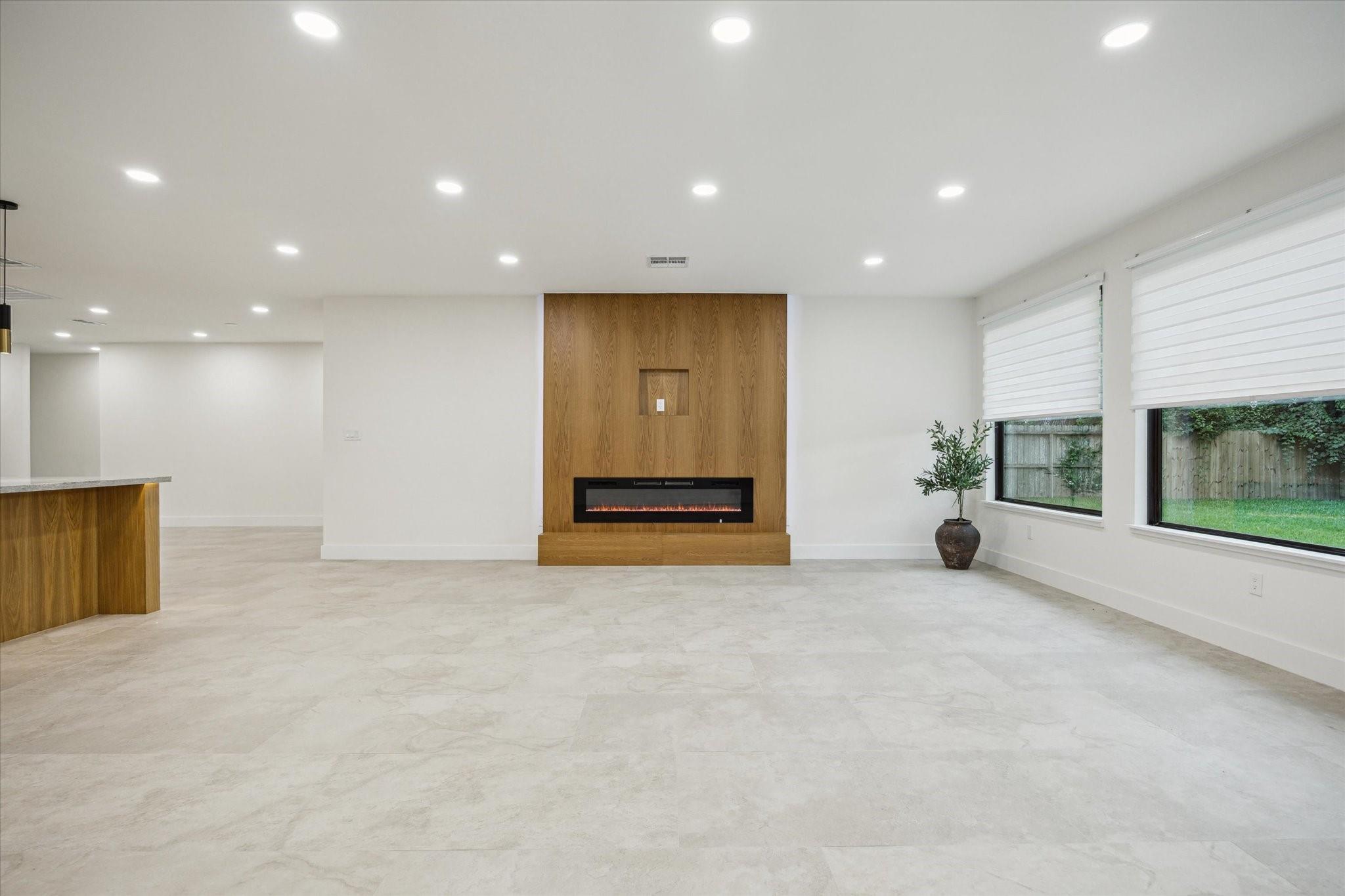 1423 Mapleton Drive