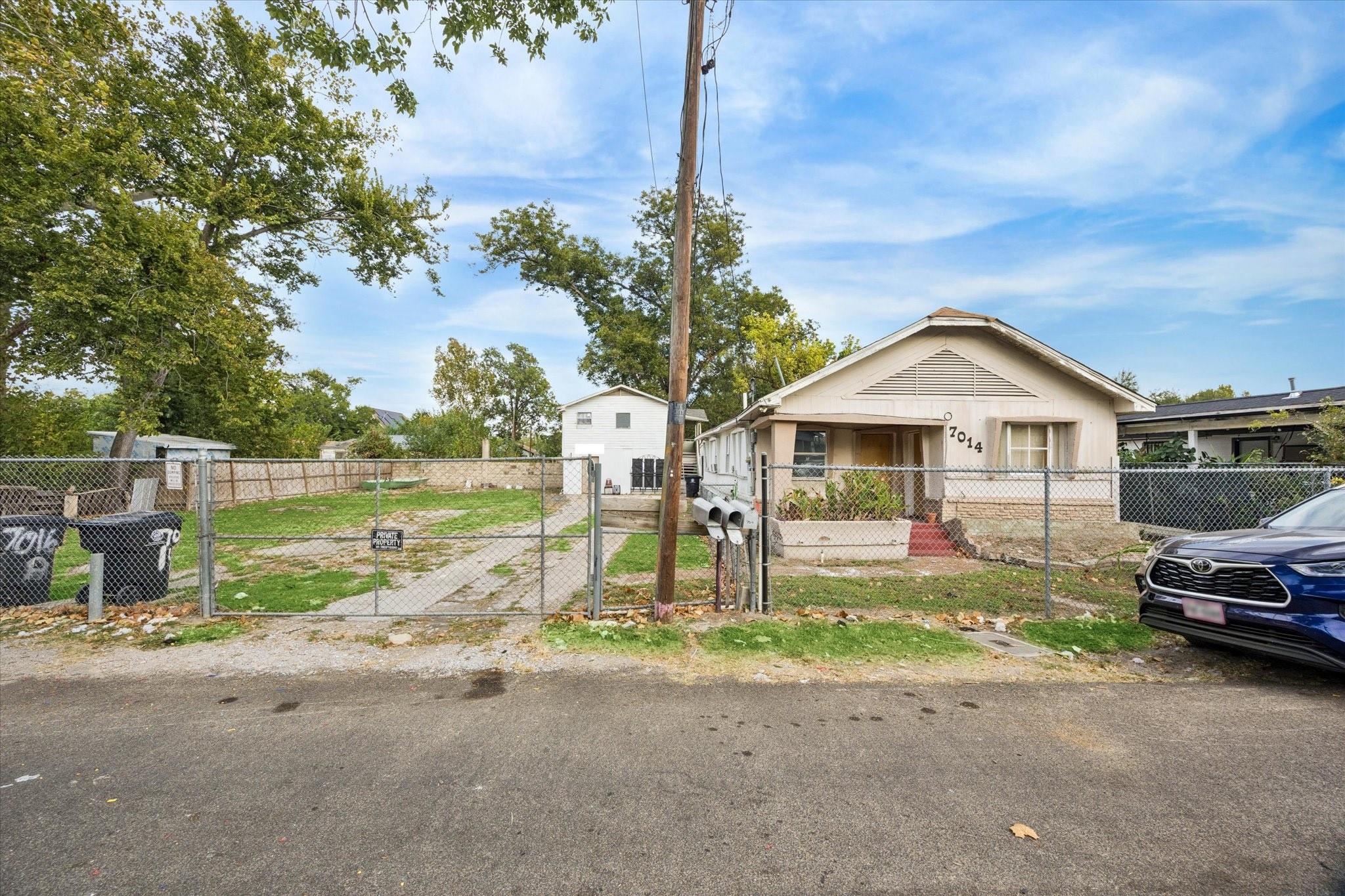7014 Finn Street, Houston