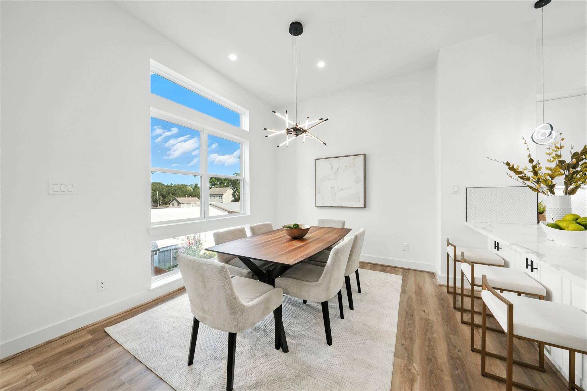 1913 Hoskins Drive # H