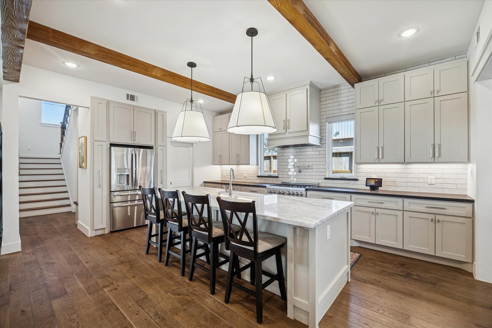 216 W 30th Street