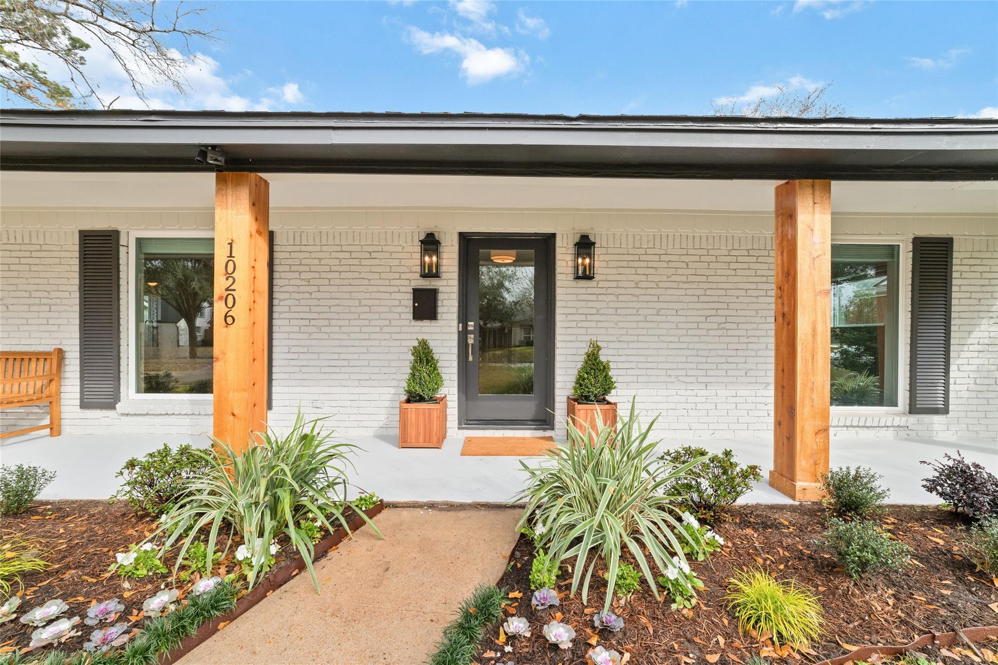 10206 Oakpoint Drive