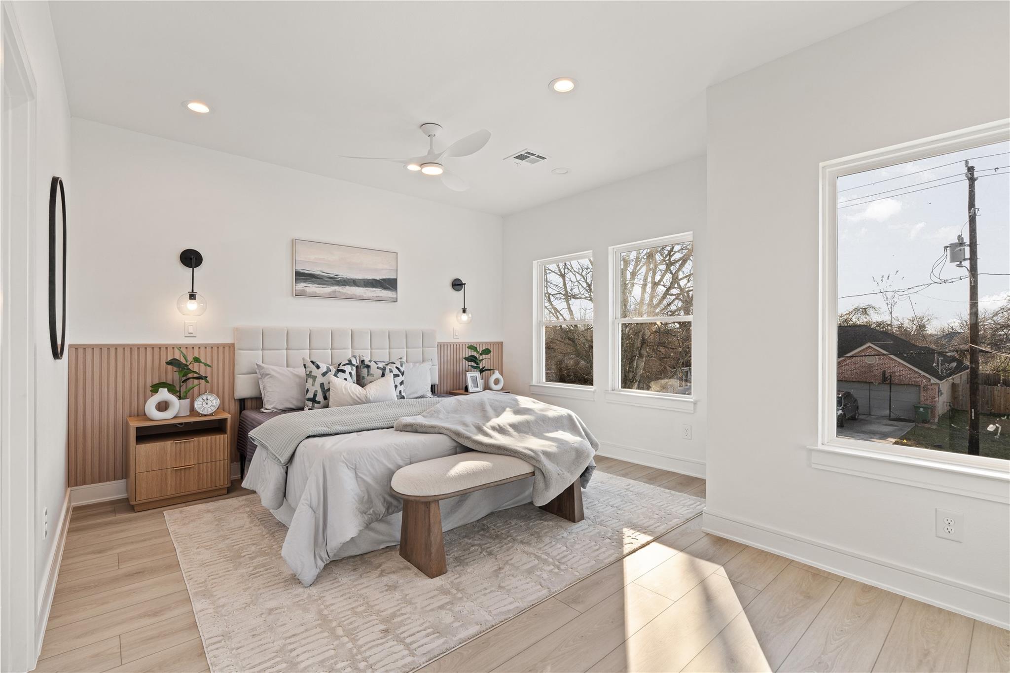 8019 Grandview Street