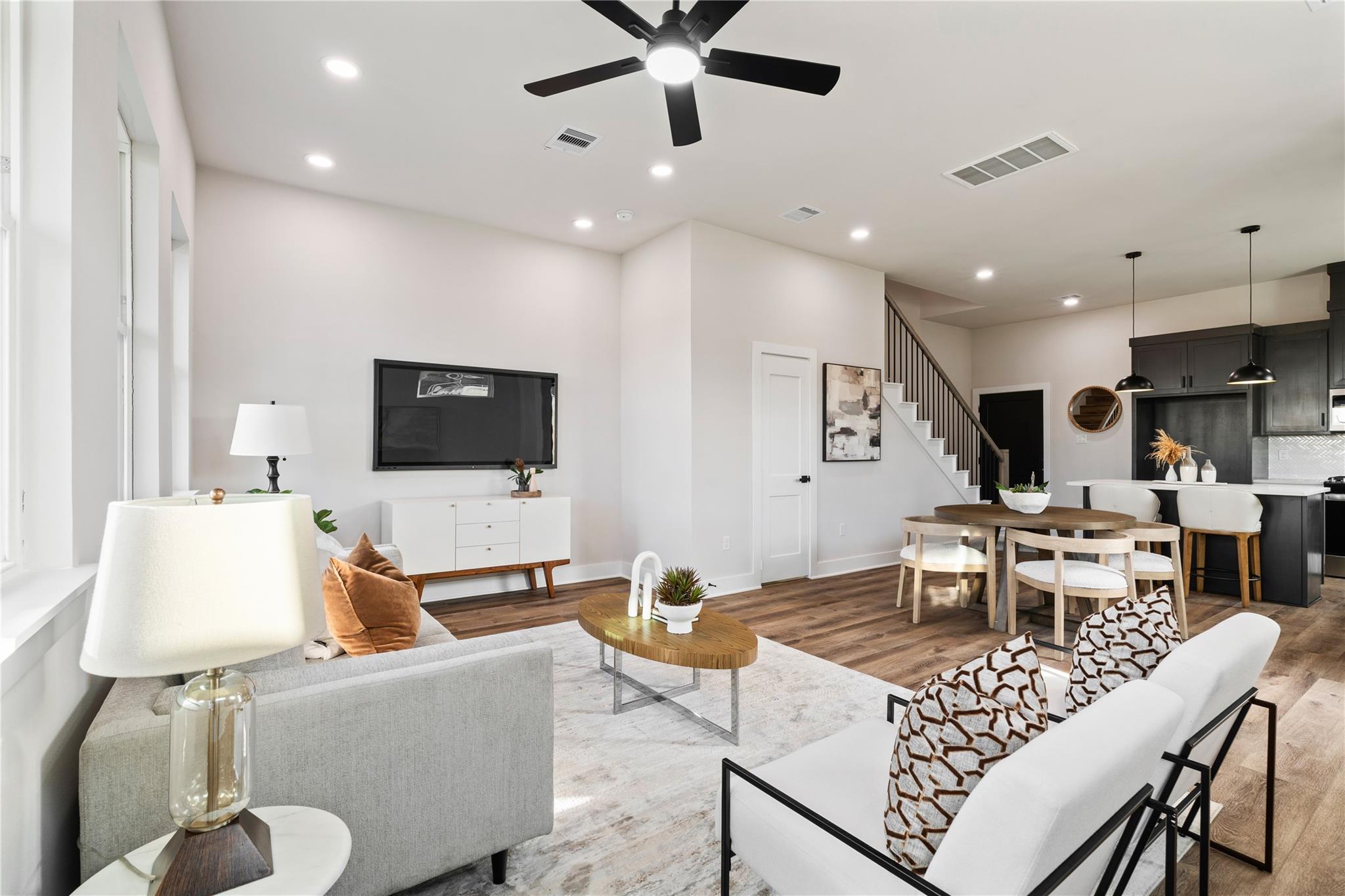 4605 Brady Street # B Unit: A-B