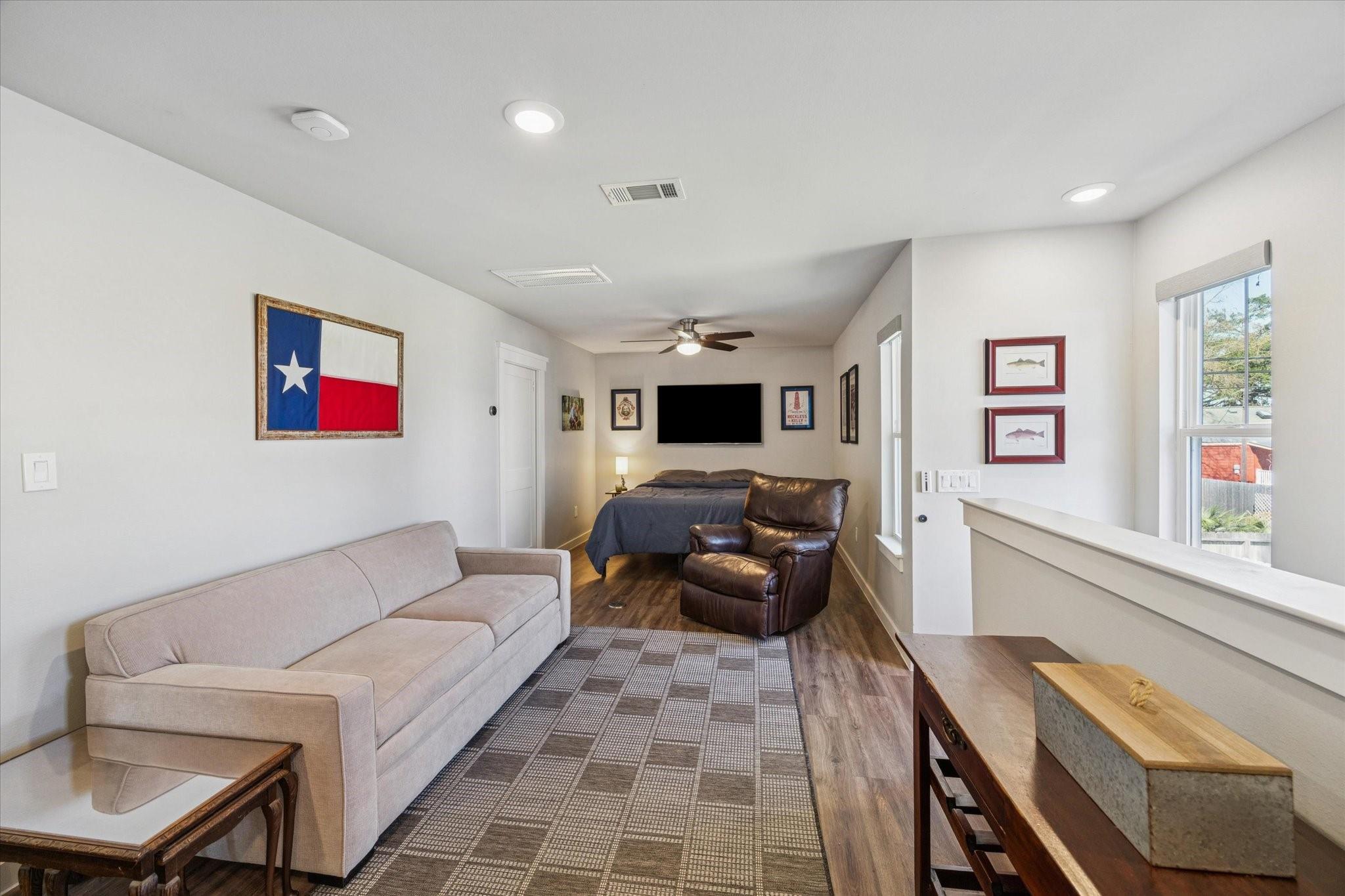 216 W 30th Street