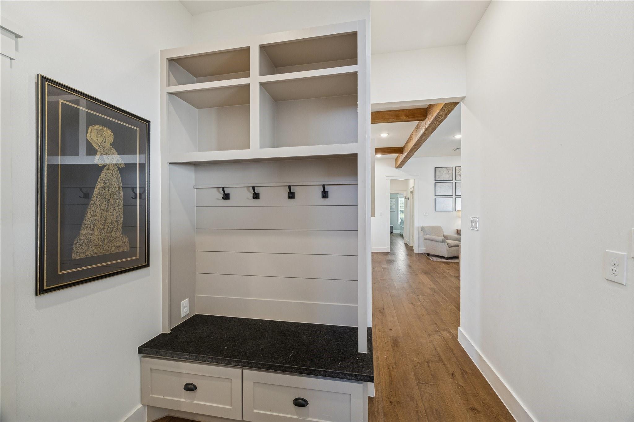 216 W 30th Street