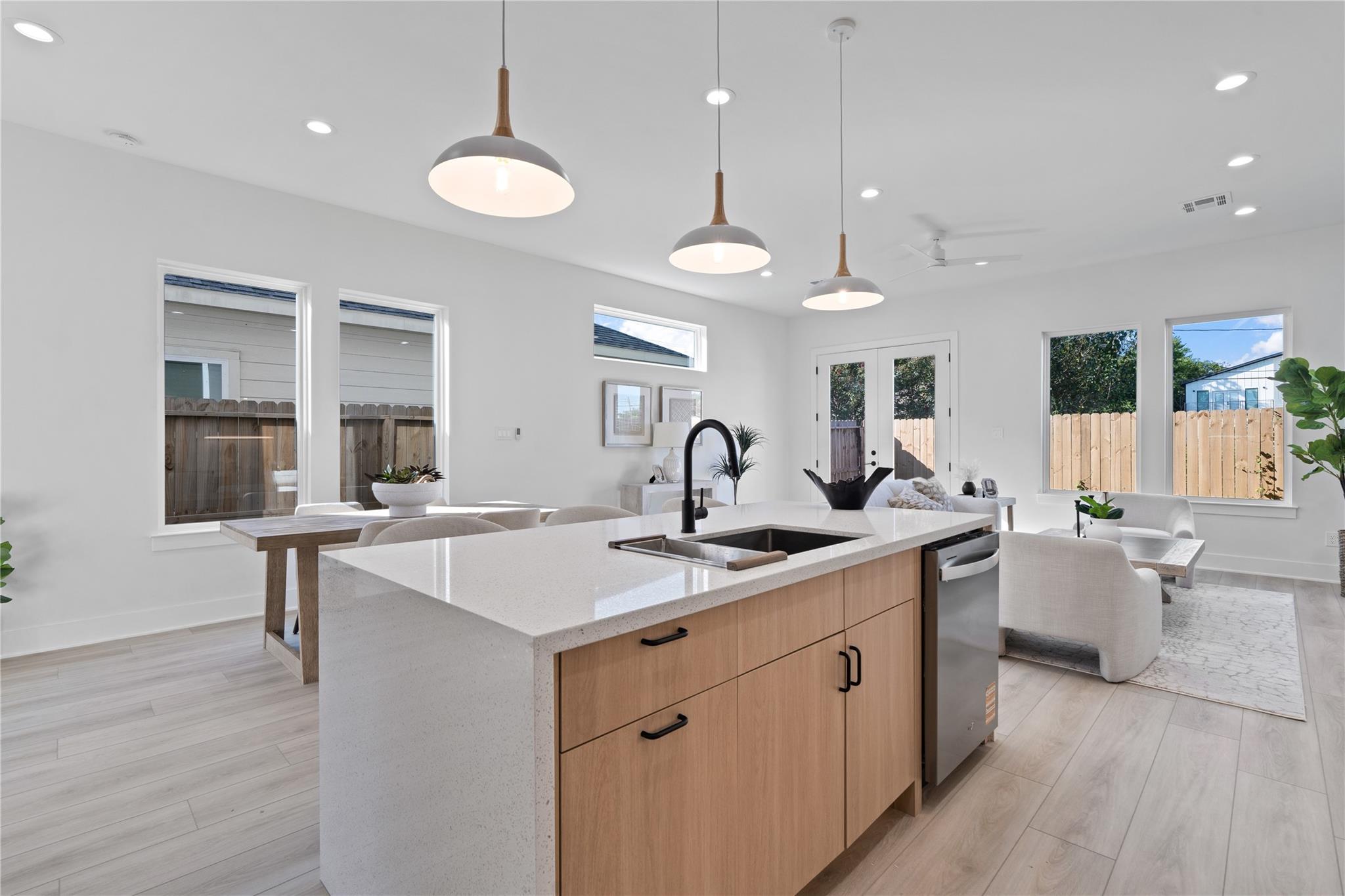 3615A Mt Pleasant Street, Houston