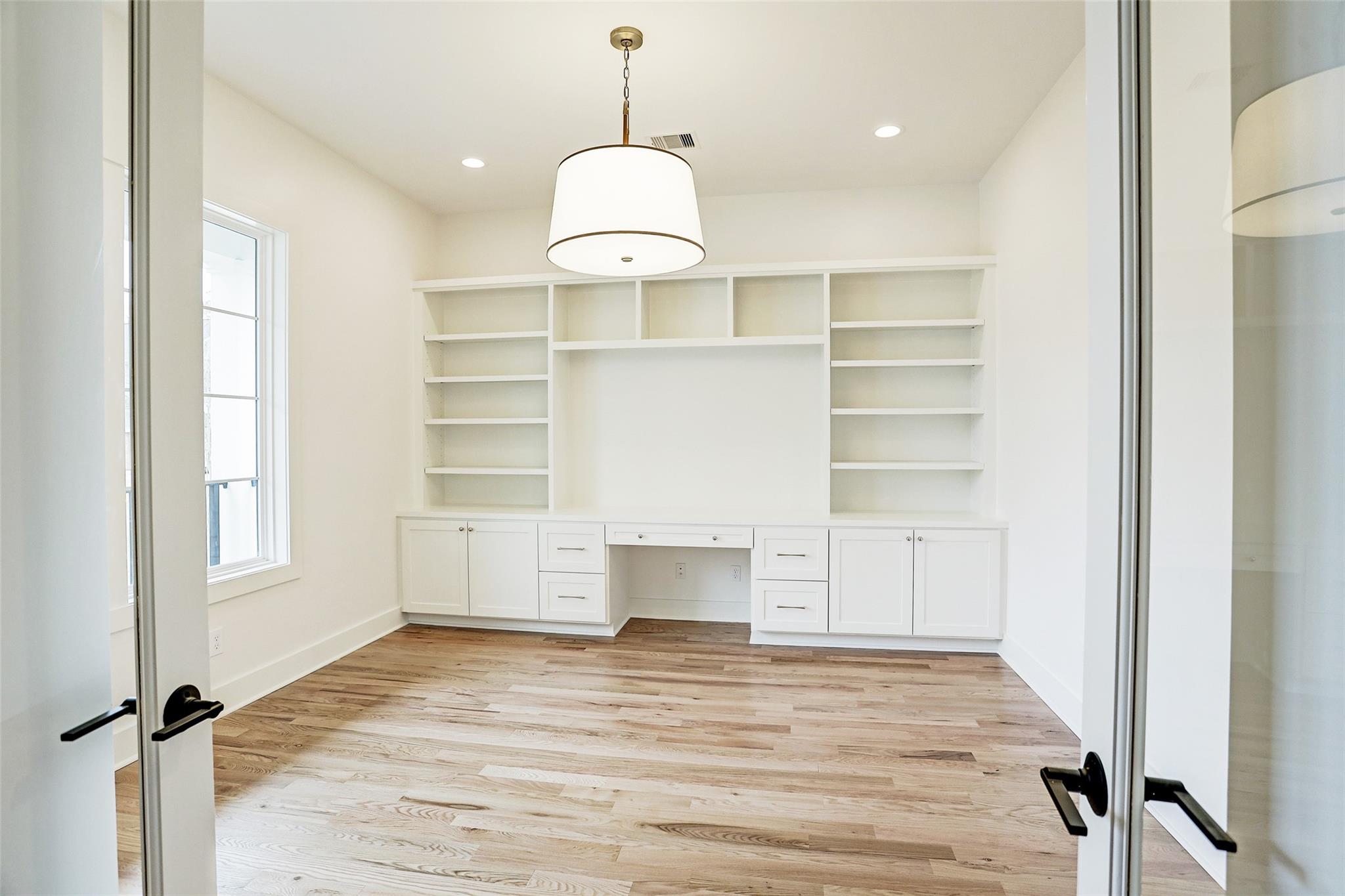 1335 Gardenia Drive