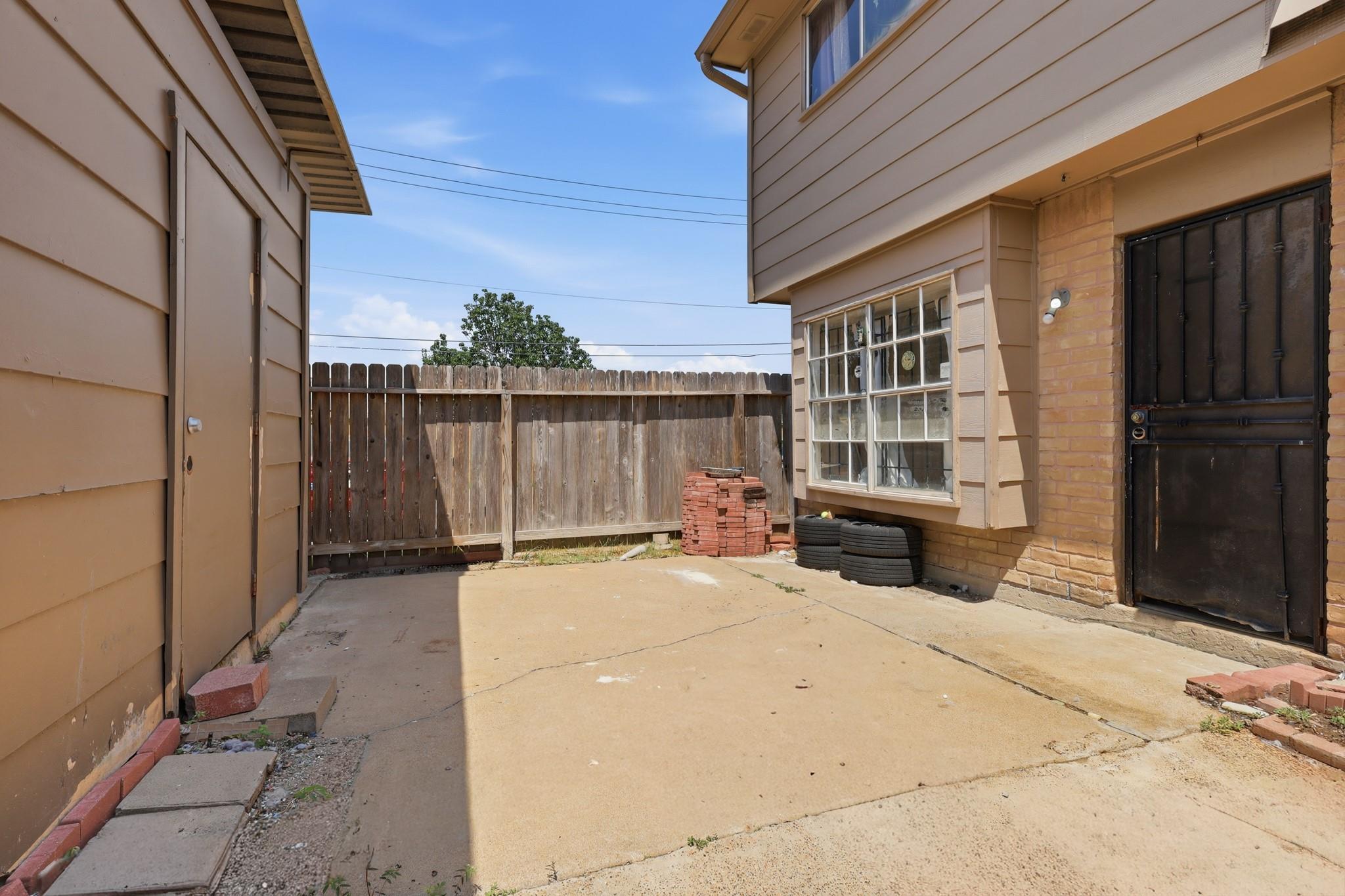 12449 Sharpview Drive # 2449