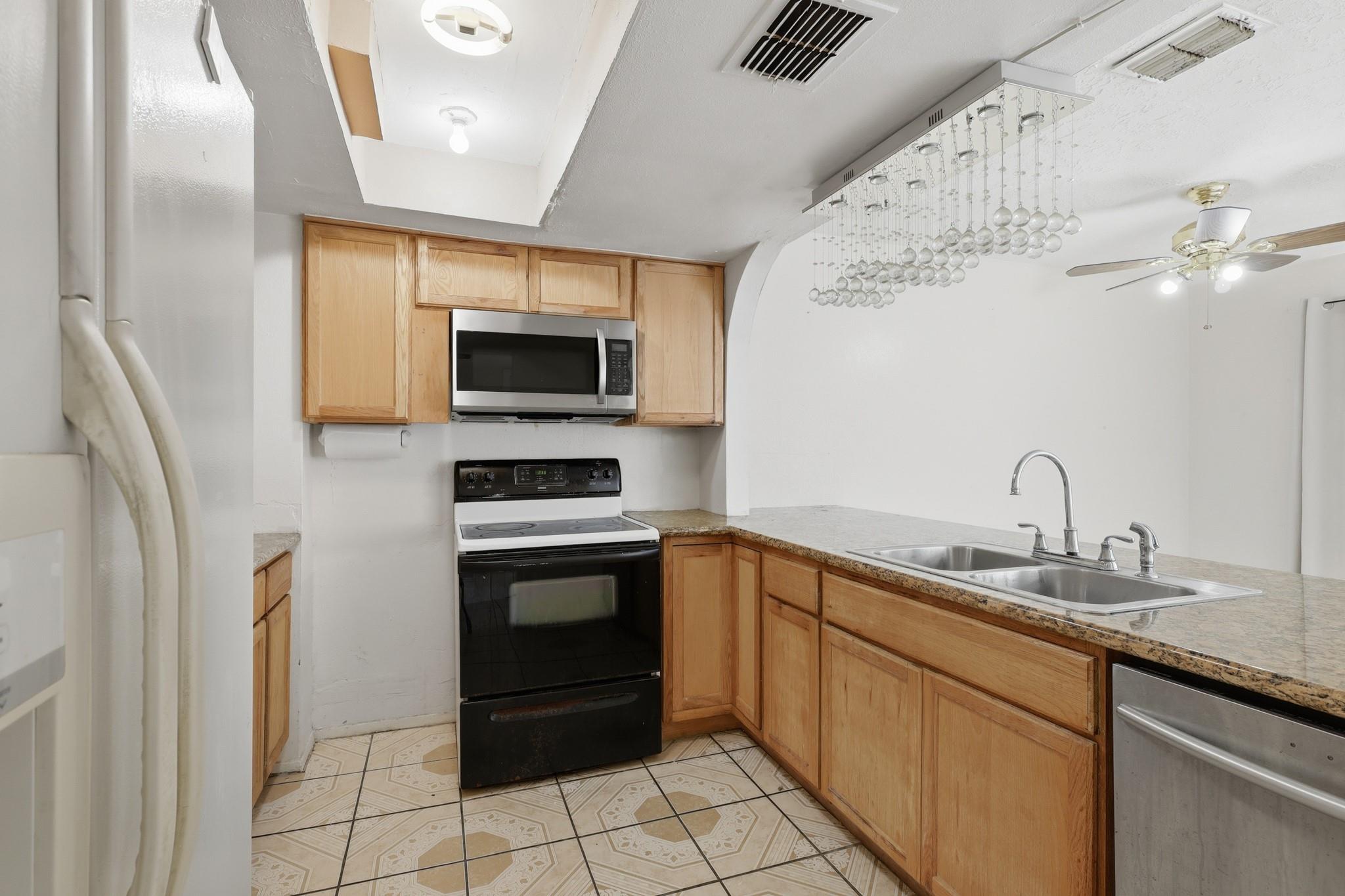 12449 Sharpview Drive # 2449