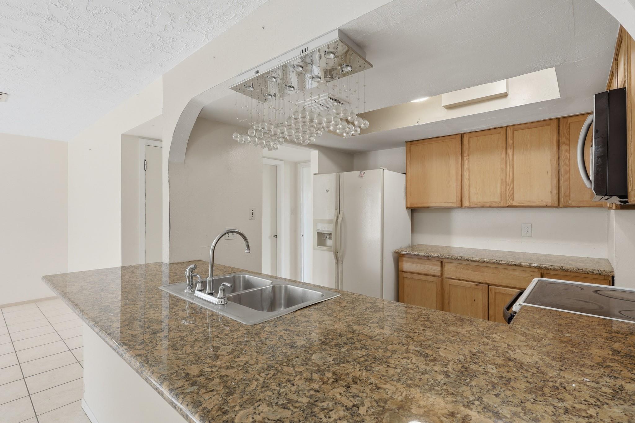 12449 Sharpview Drive # 2449