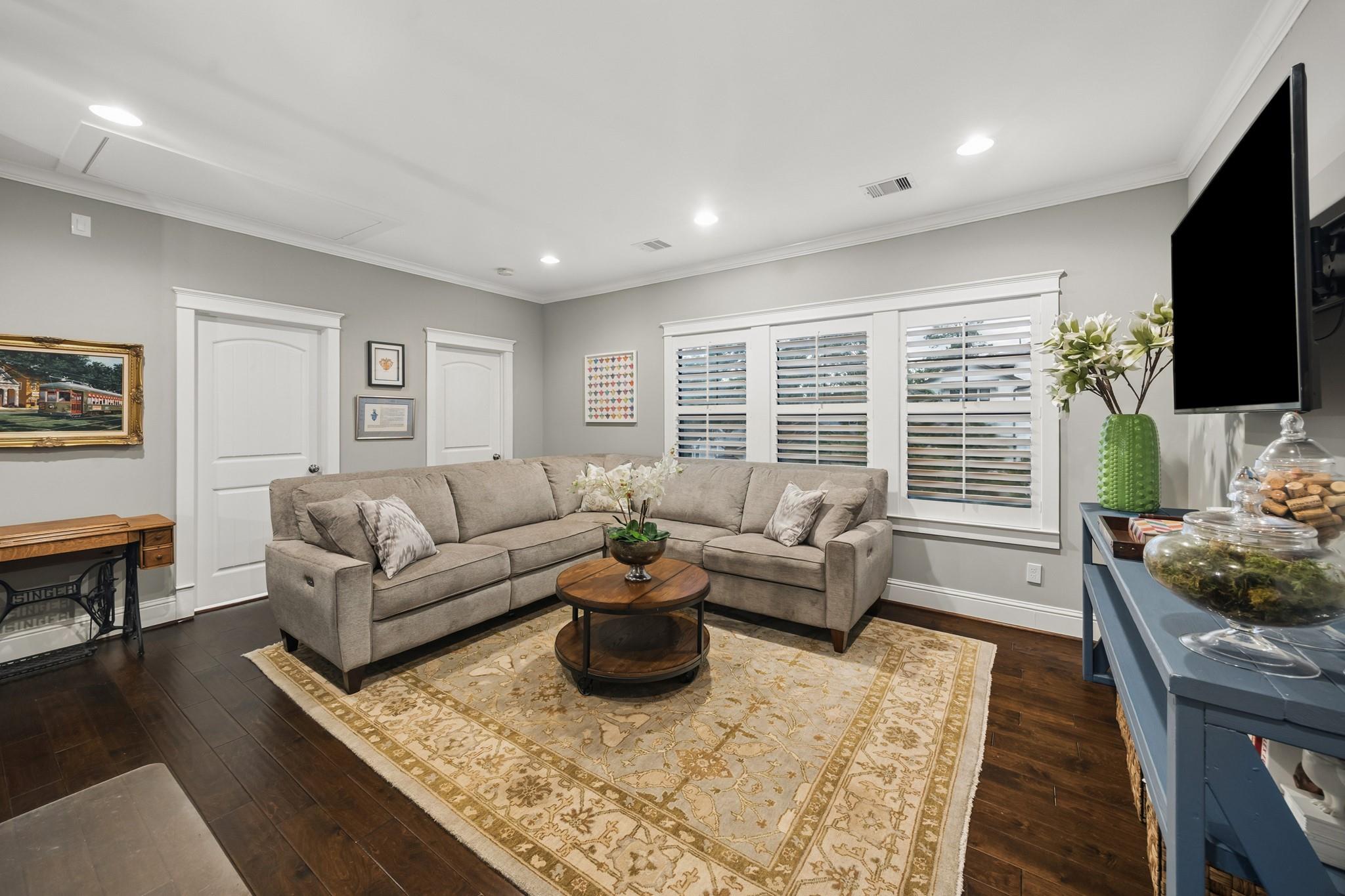 1407 Richelieu Lane