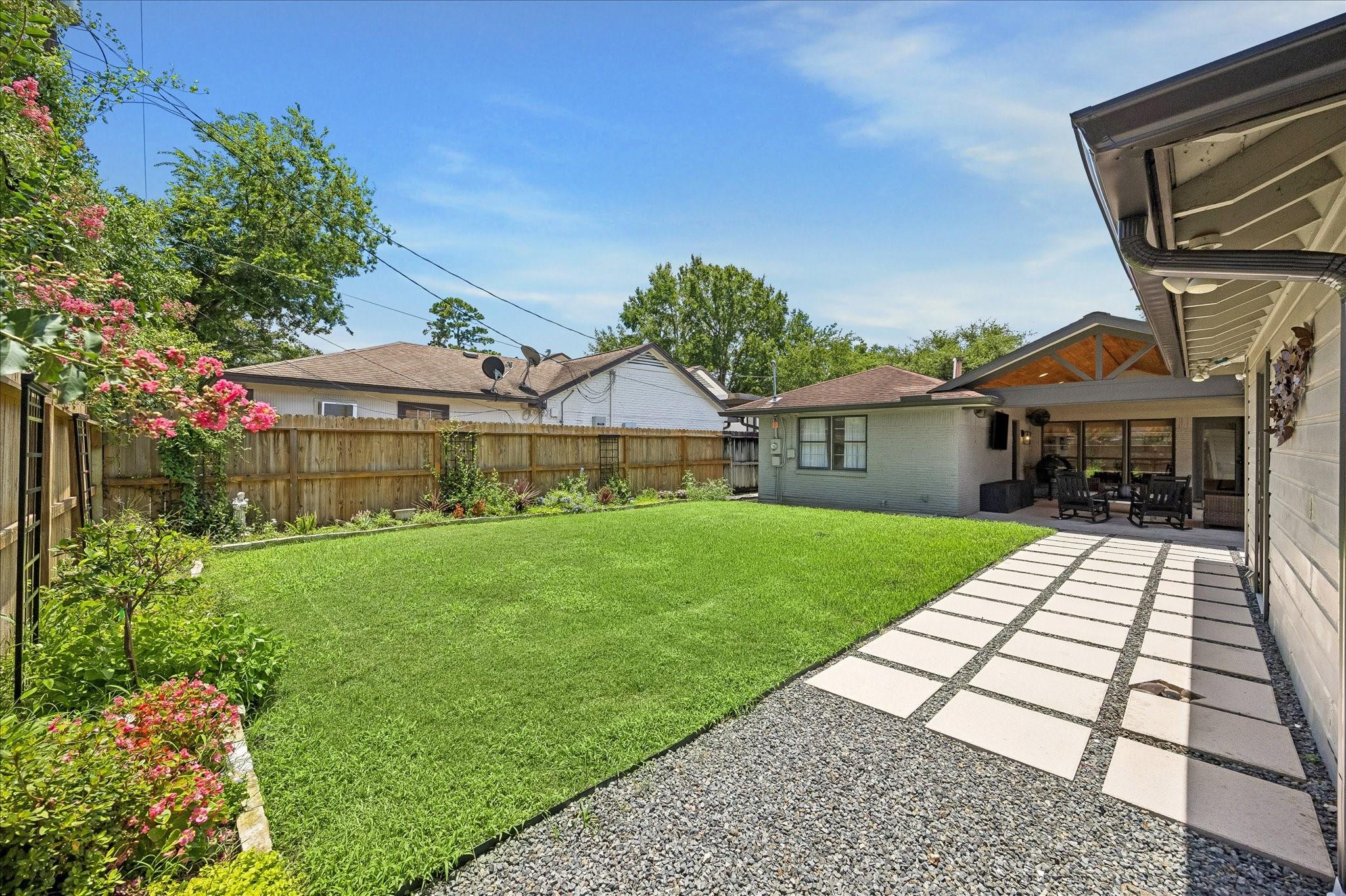 2034 De Milo Drive