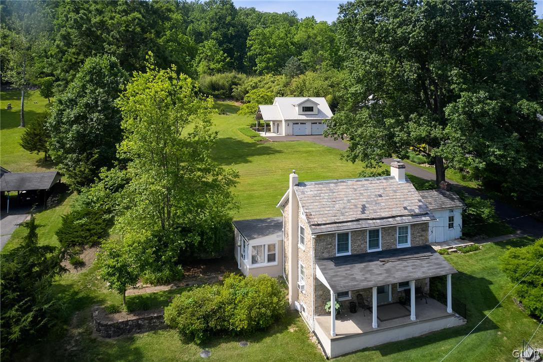210 Sunnyside Road