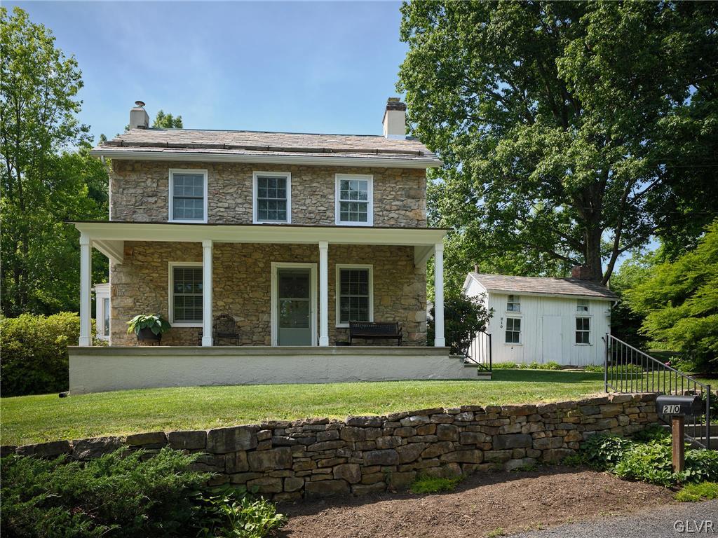 210 Sunnyside Road