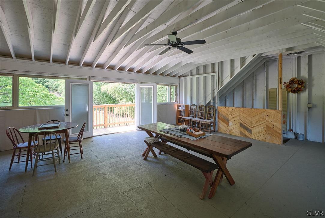 210 Sunnyside Road