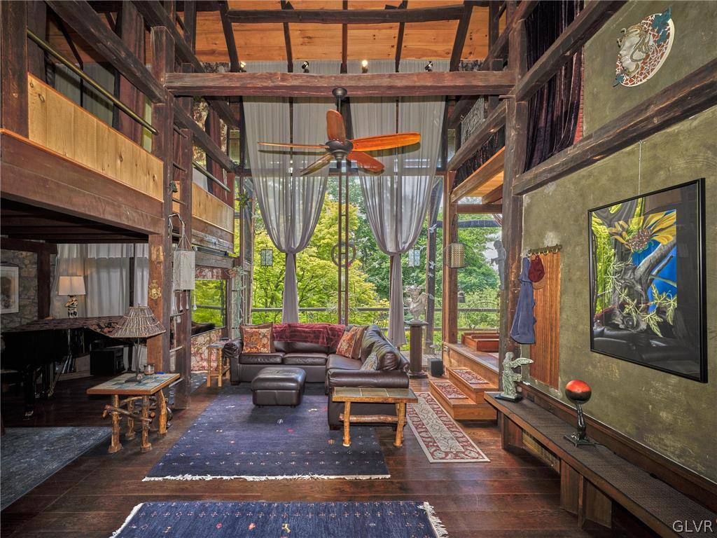 180 Sunnyside Road