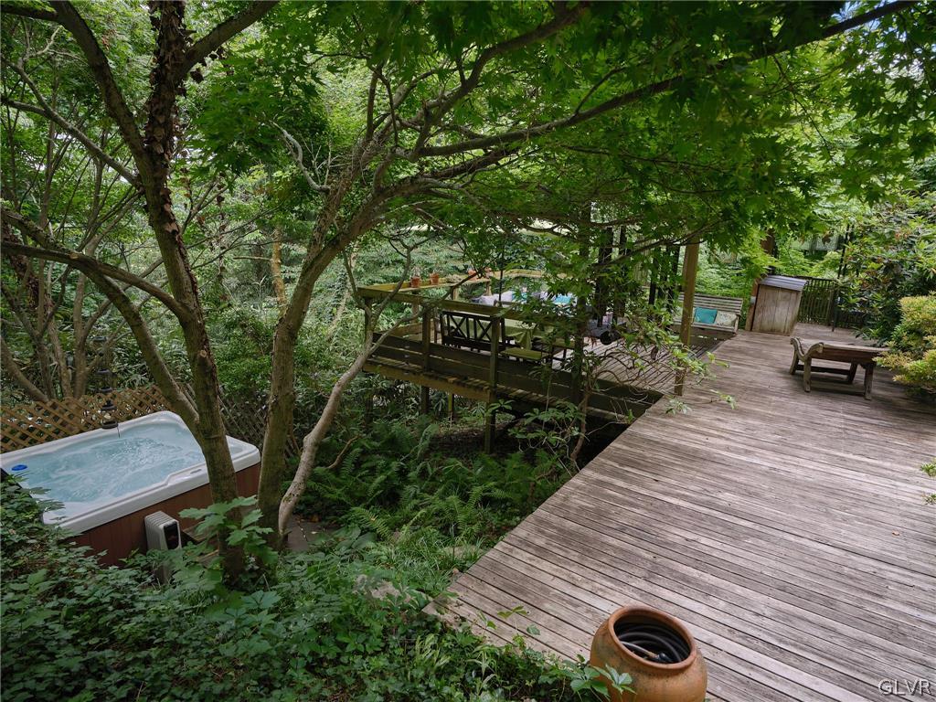 180 Sunnyside Road