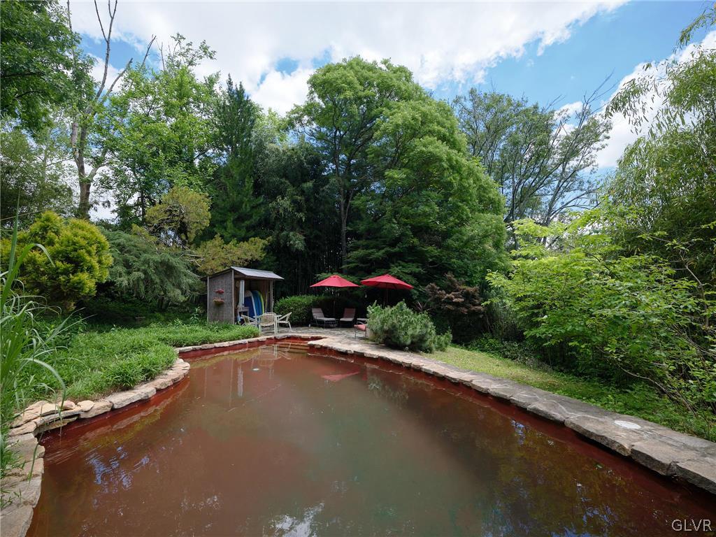 180 Sunnyside Road