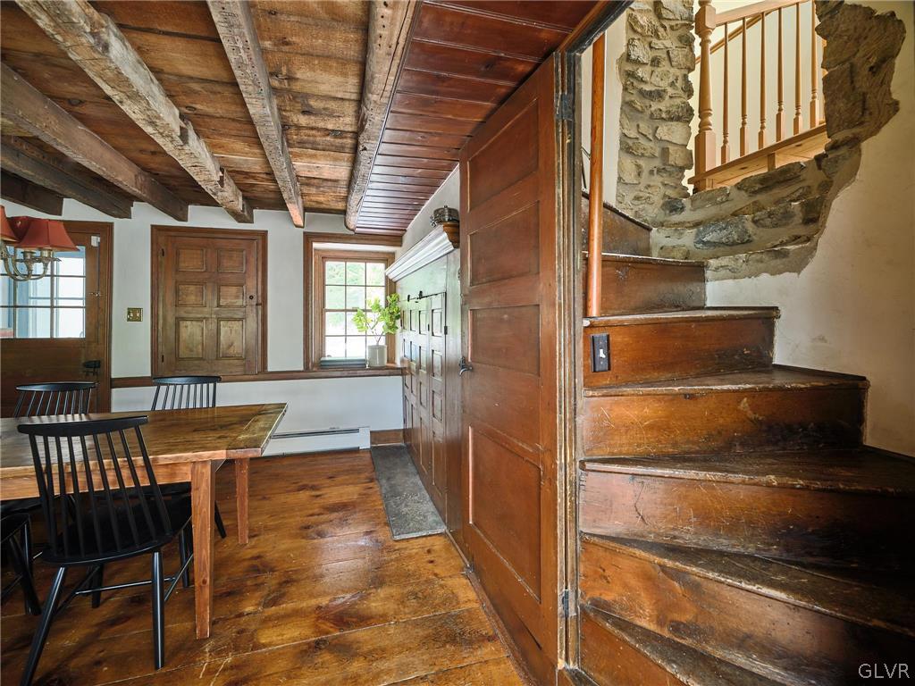 2884 Gallows Hill Road