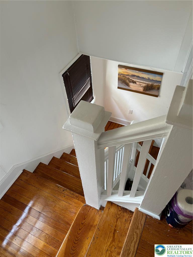 814 Bridge Street