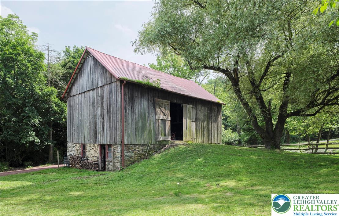 2529 Gallows Hill Road