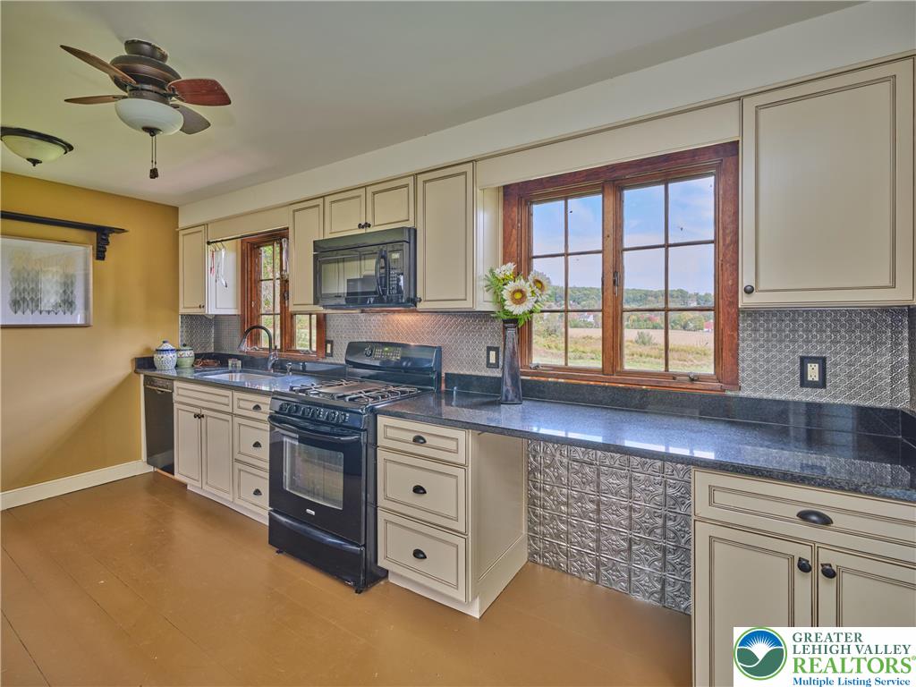 2529 Gallows Hill Road