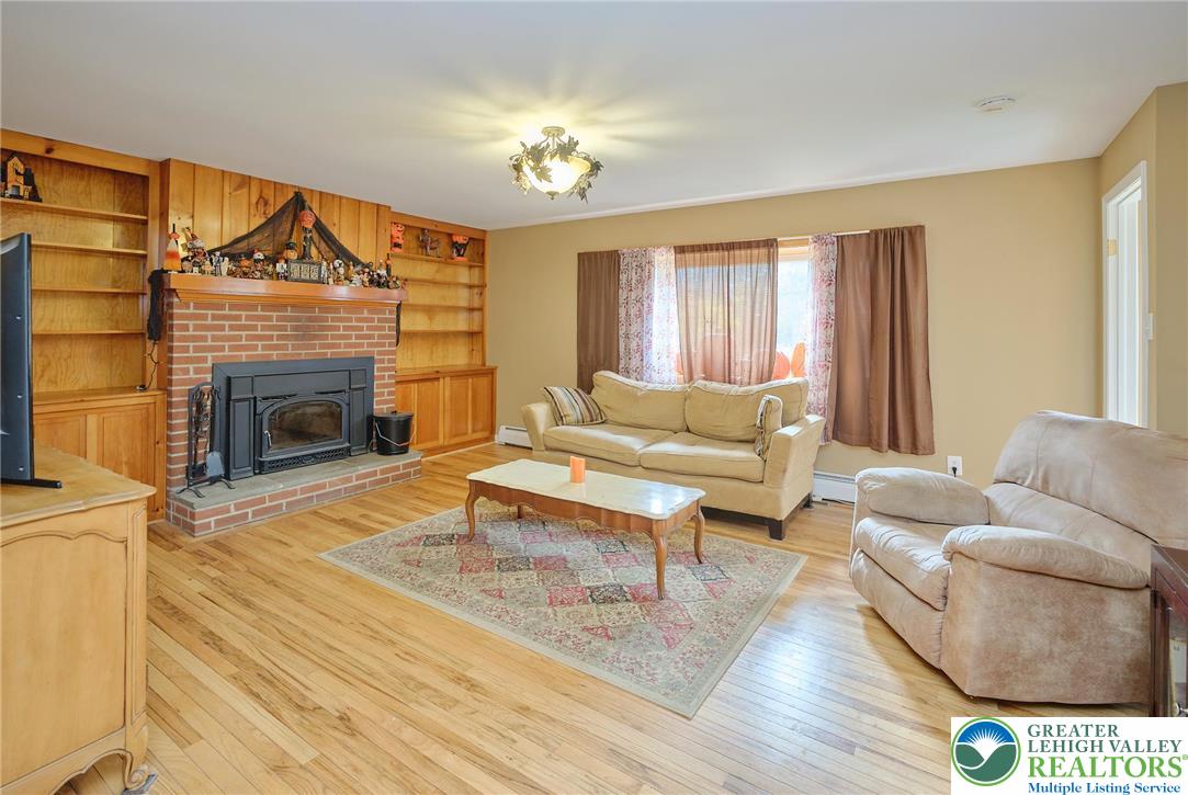 1419 Richlandtown PIKE