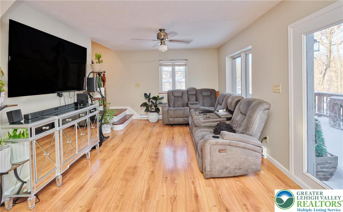 1216 Dogwood Lane