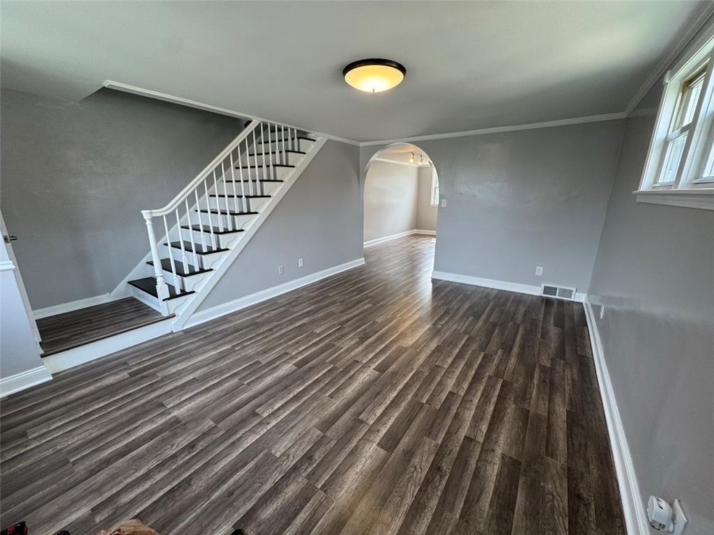 824 Benton Street
