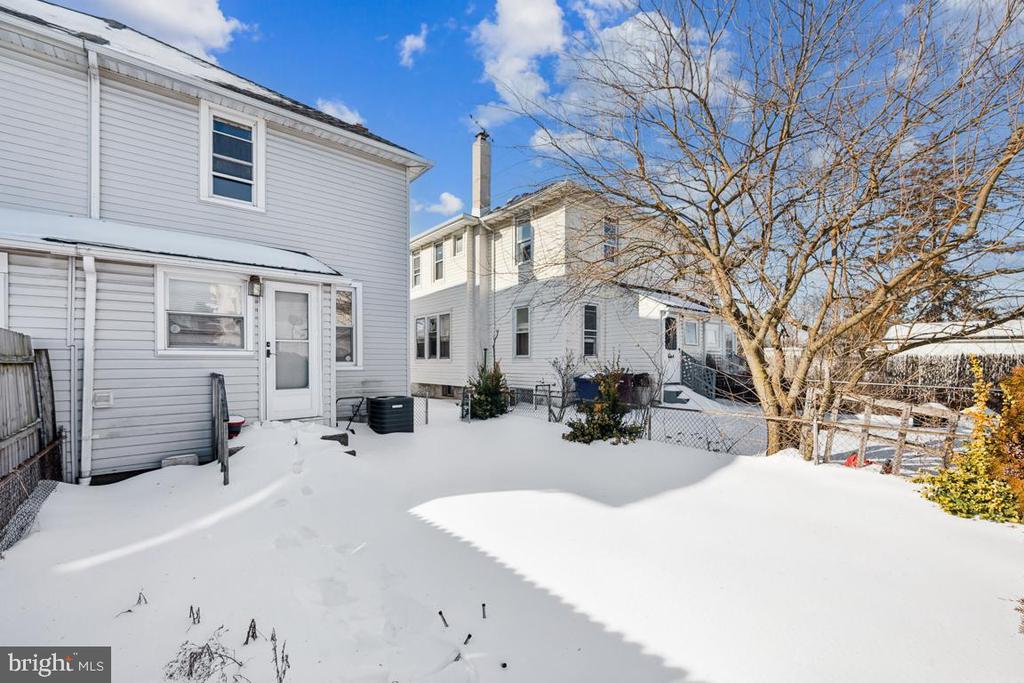 525 BRIDGEBORO STREET