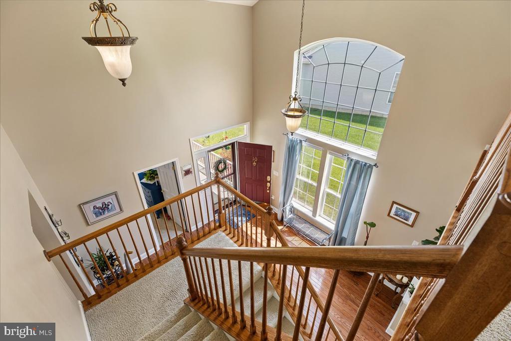 10 FITZGERALD LANE