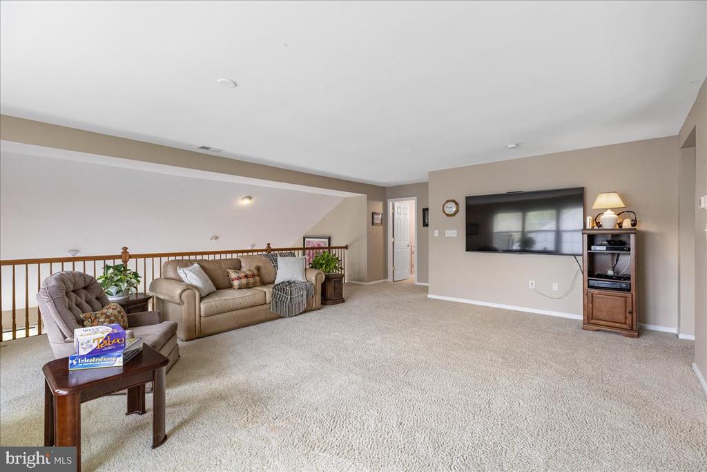 10 FITZGERALD LANE