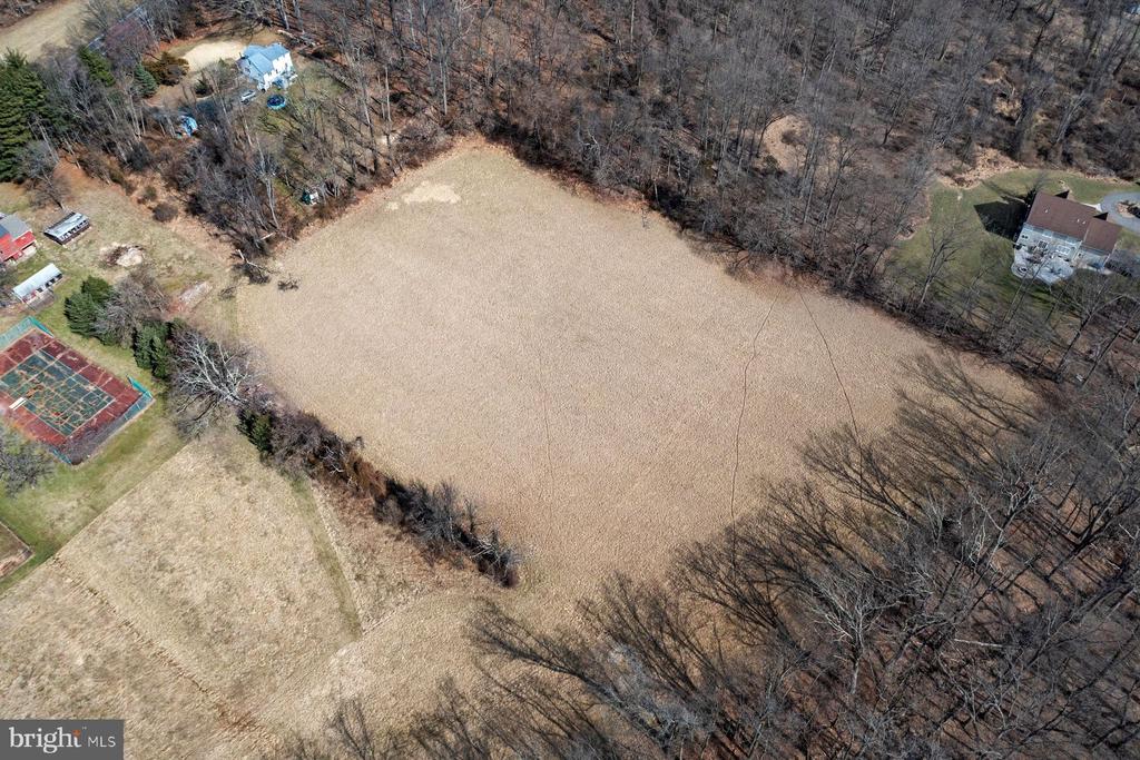 475 SERGEANTSVILLE ROAD
