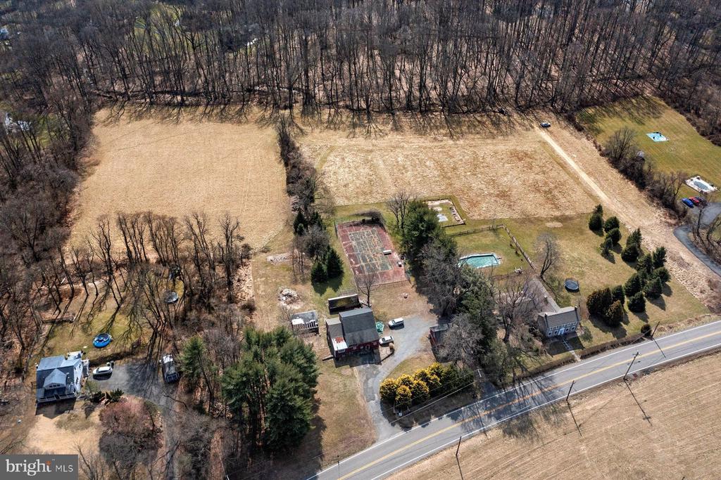 475 SERGEANTSVILLE ROAD