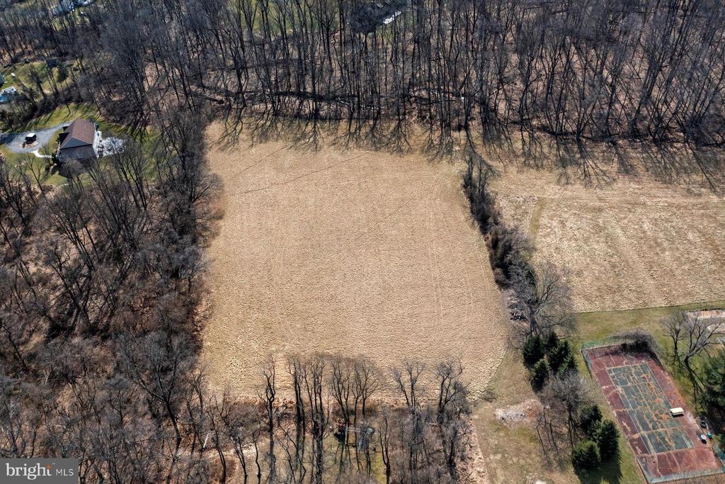 475 SERGEANTSVILLE ROAD