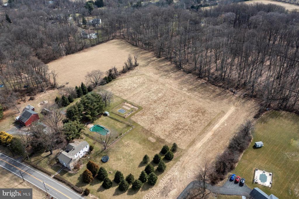 475 SERGEANTSVILLE ROAD