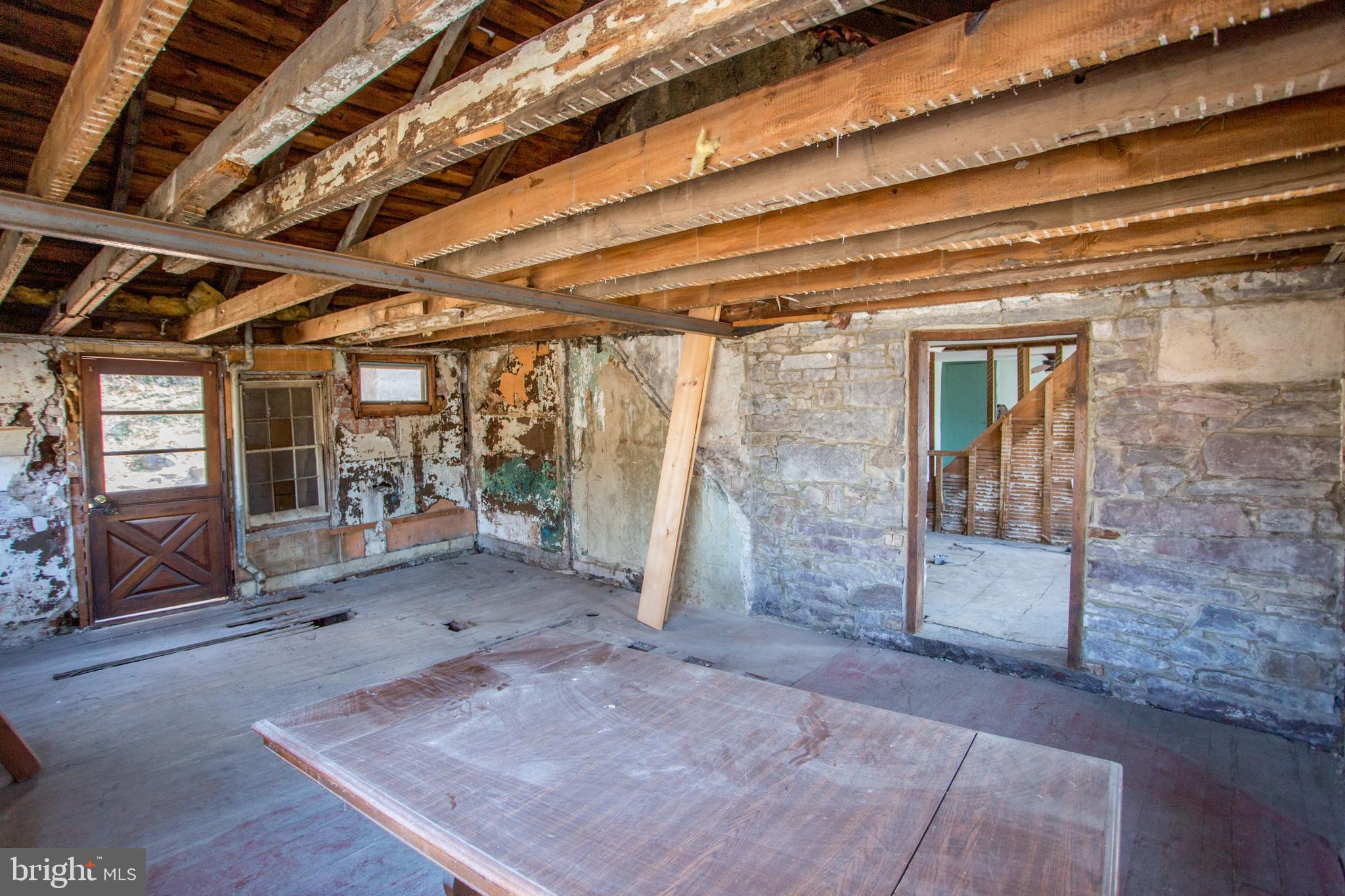 30 N FRANKLIN STREET