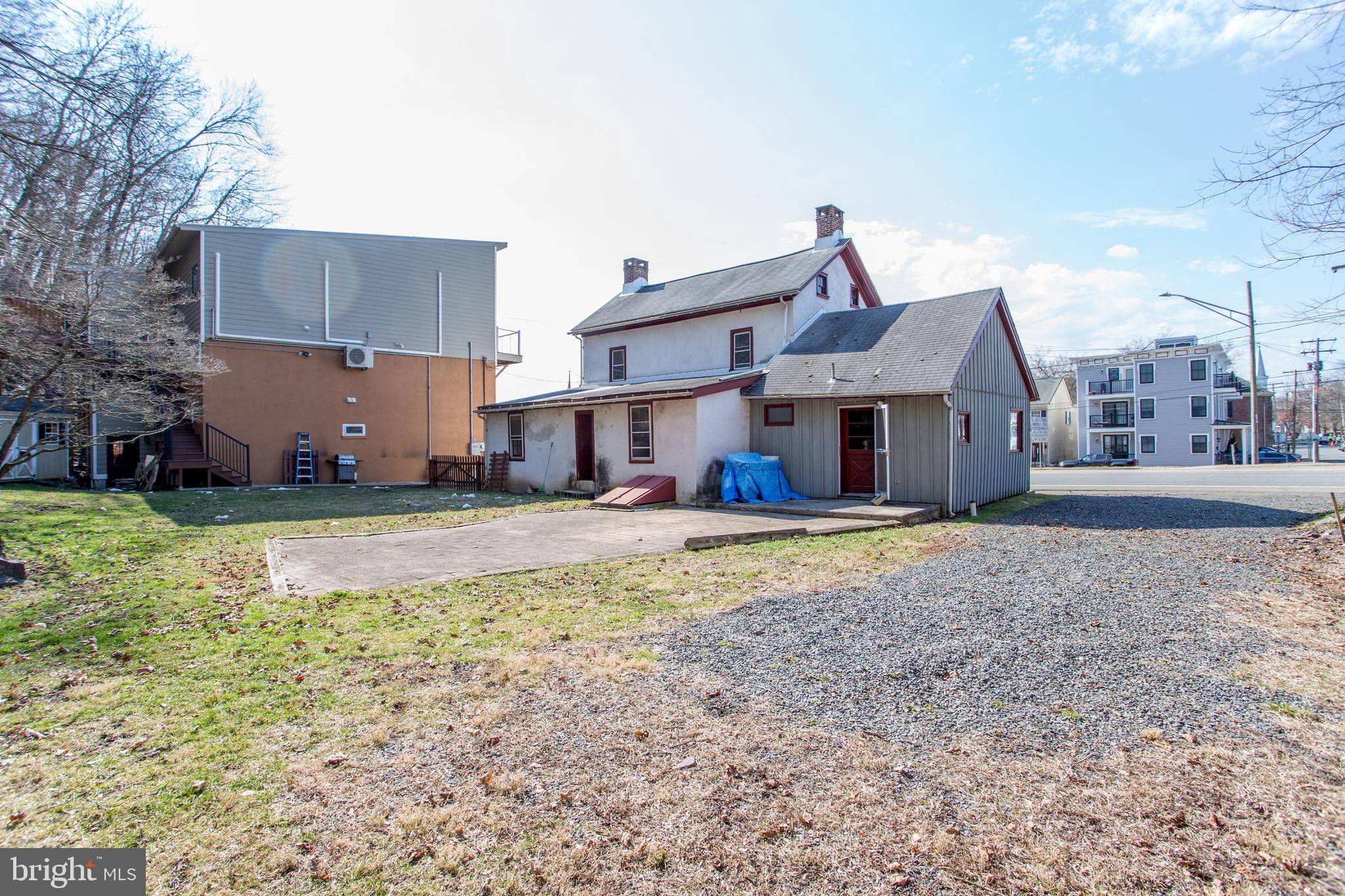 30 N FRANKLIN STREET