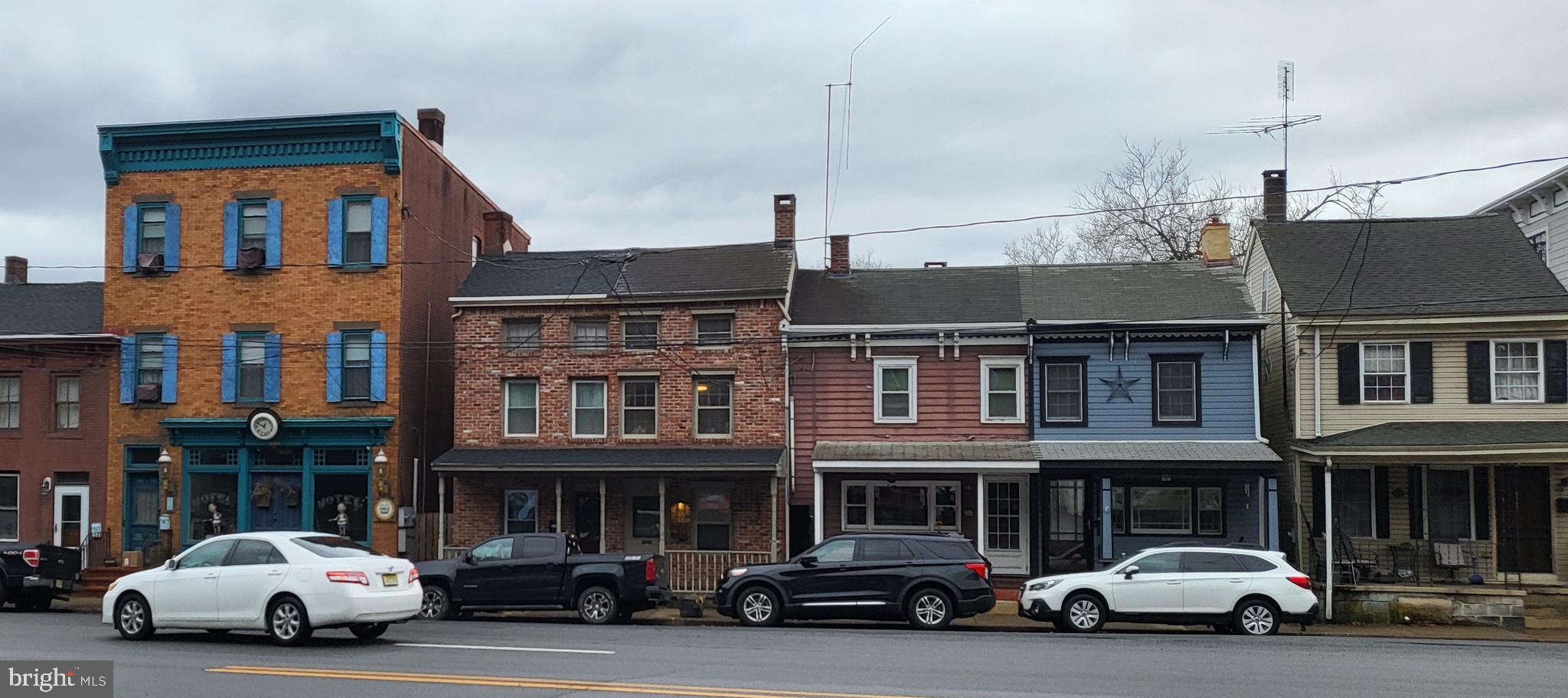 30 N FRANKLIN STREET