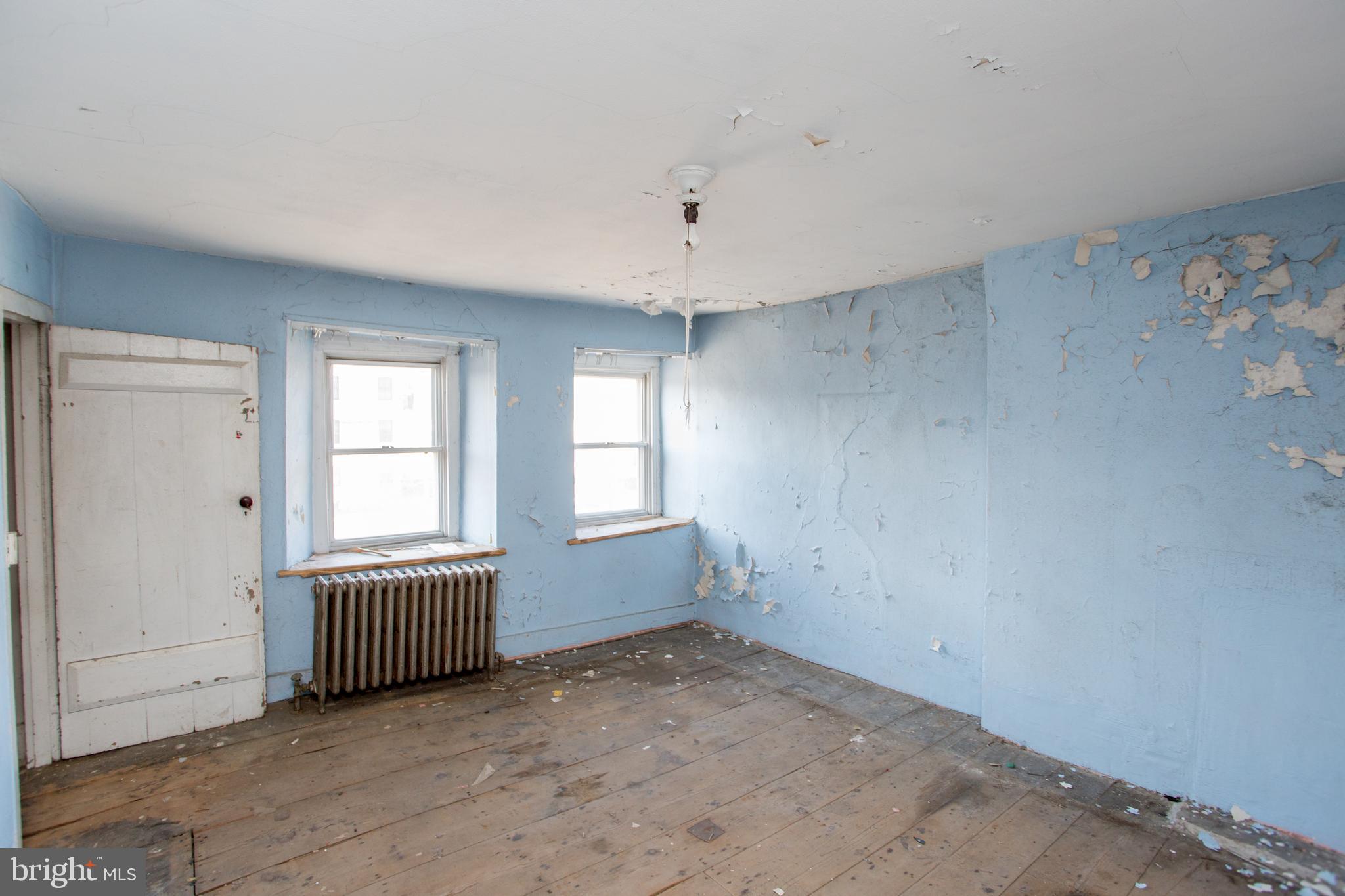 30 N FRANKLIN STREET