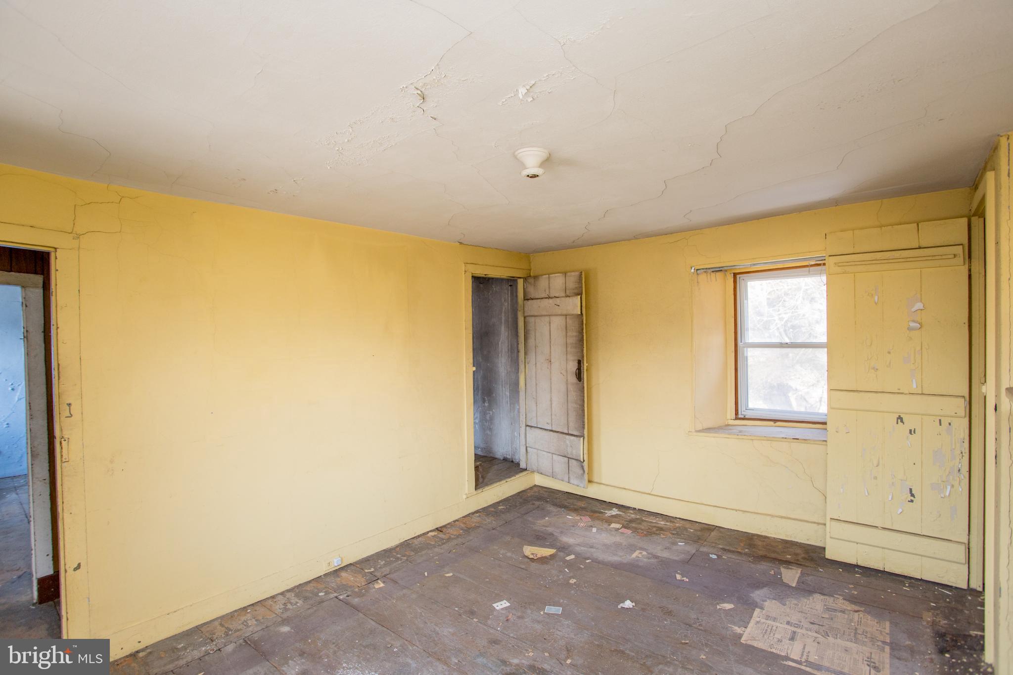 30 N FRANKLIN STREET