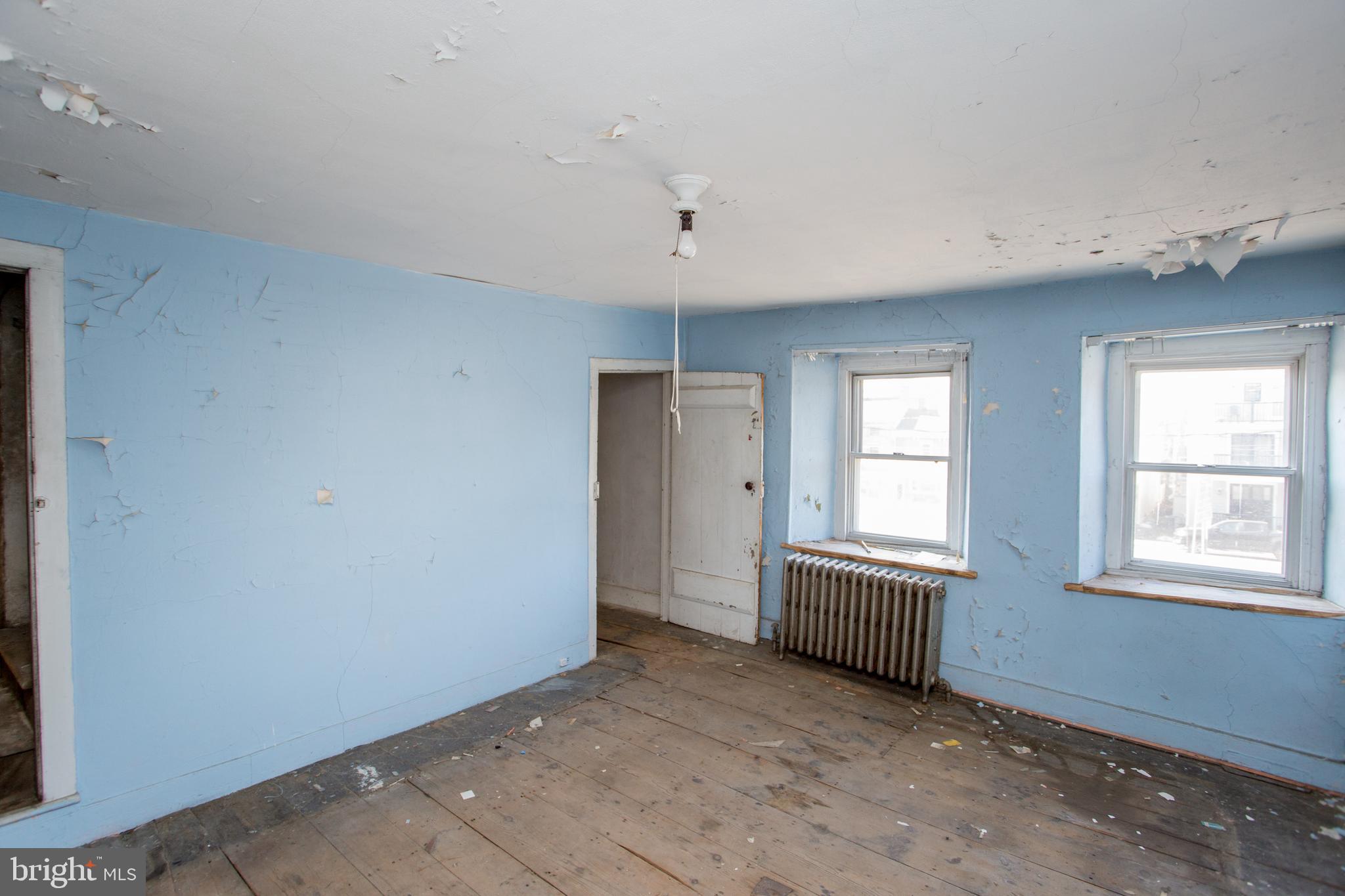 30 N FRANKLIN STREET